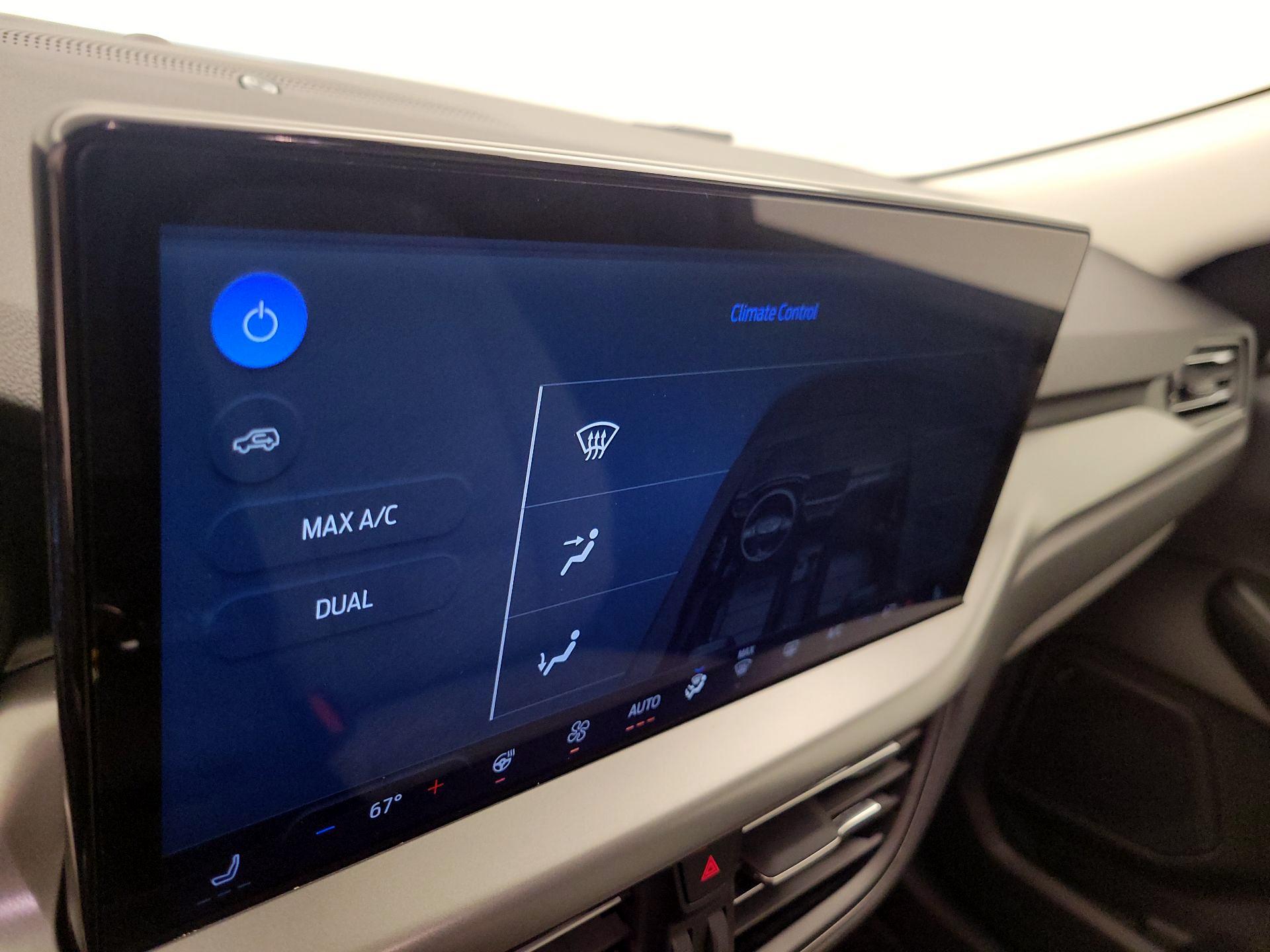 Thumbnail: 2023 Ford Escape - 17