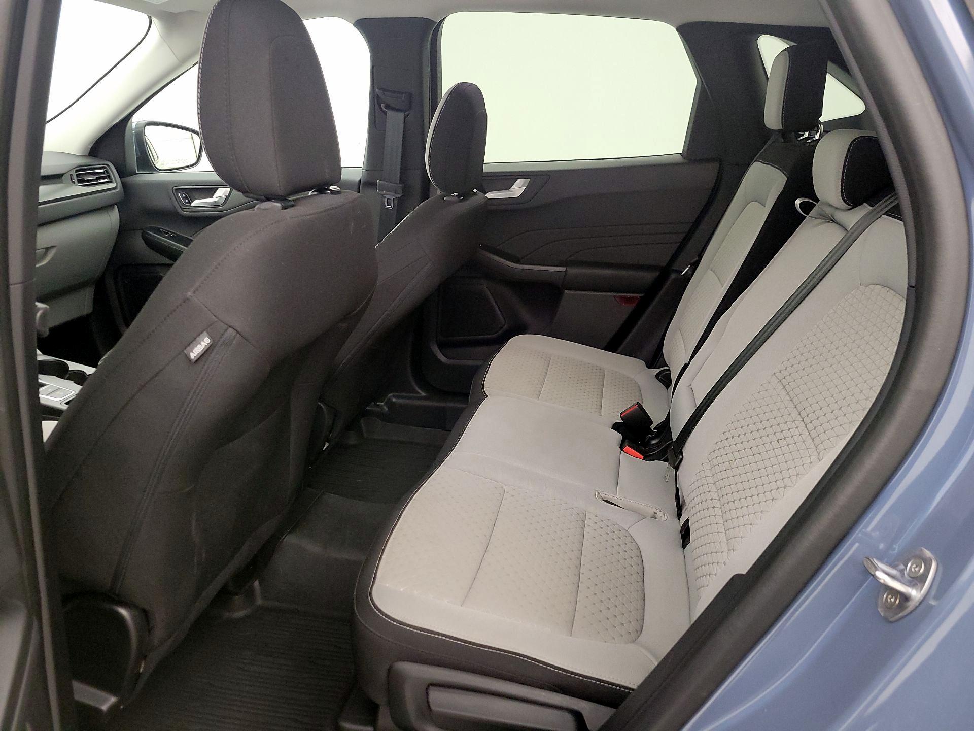 Thumbnail: 2023 Ford Escape - 20