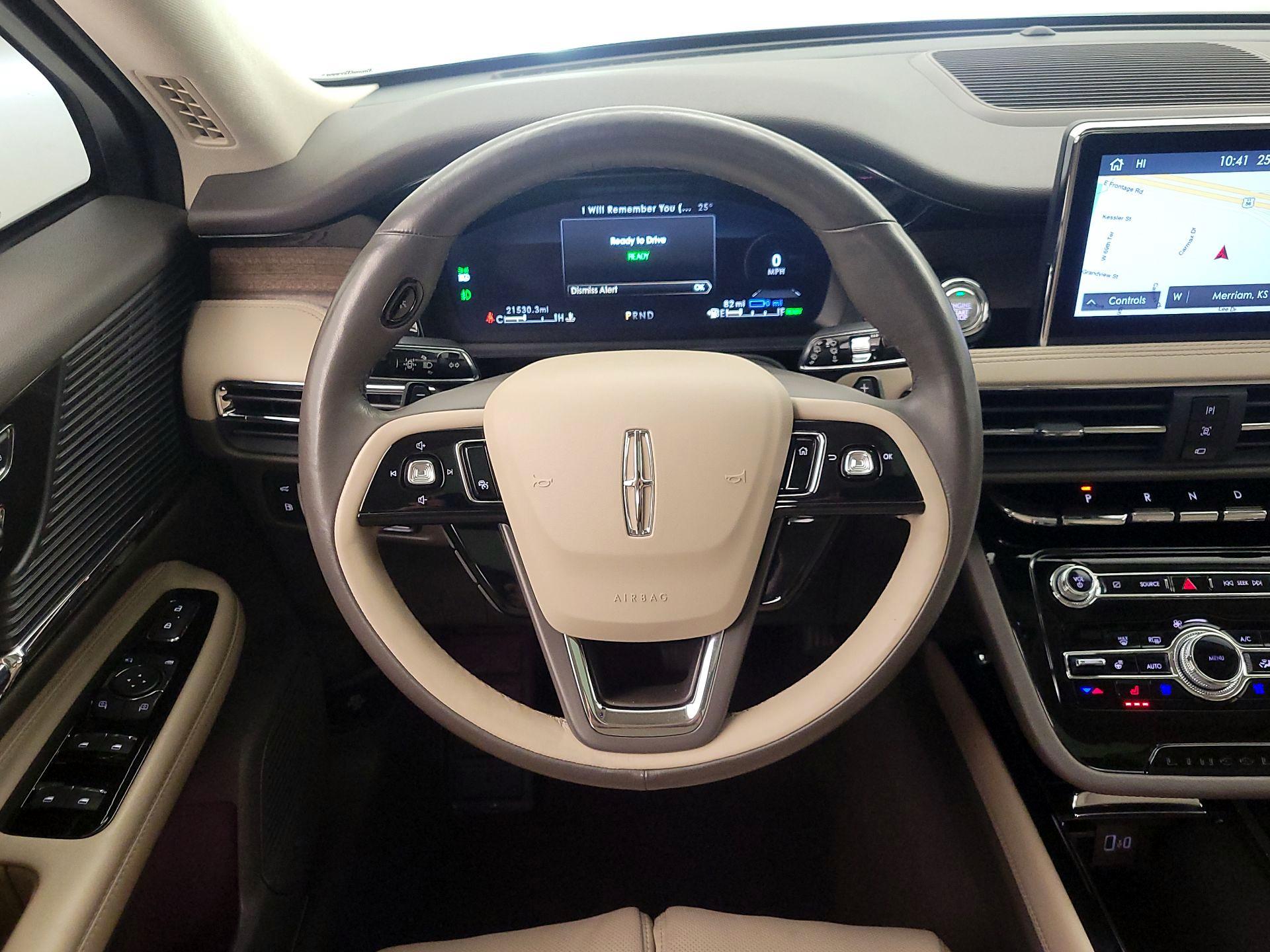 Thumbnail: 2022 Lincoln Corsair - 10