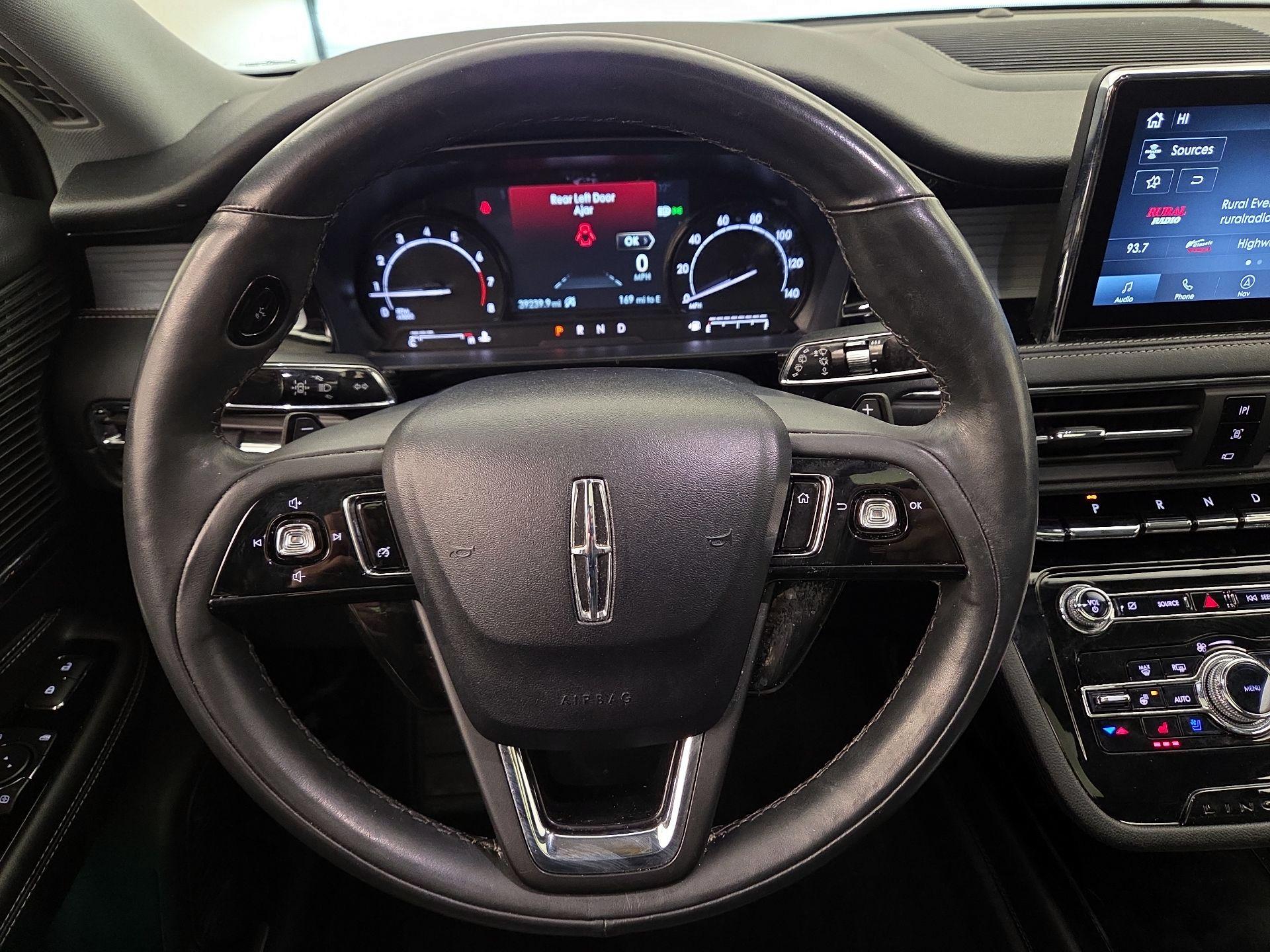 Thumbnail: 2021 Lincoln Corsair - 10