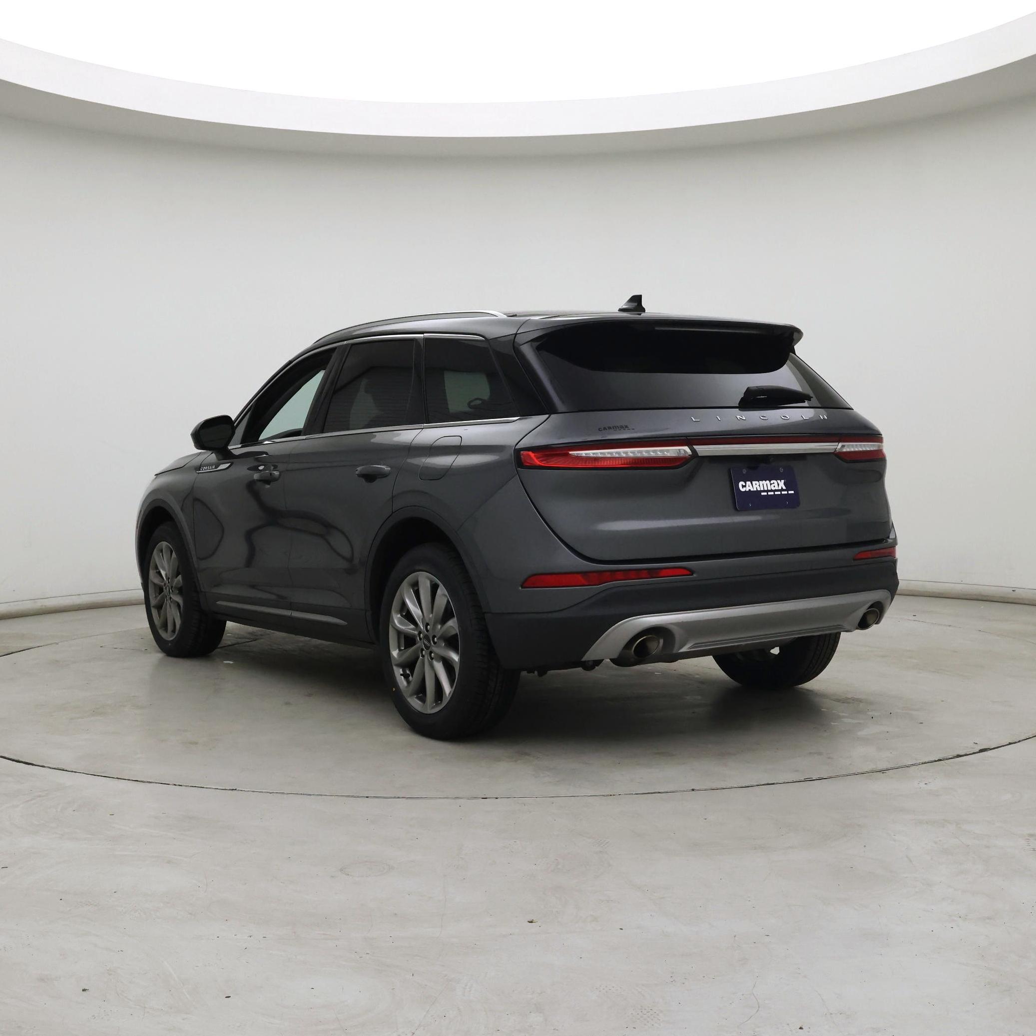 Thumbnail: 2021 Lincoln Corsair - 2