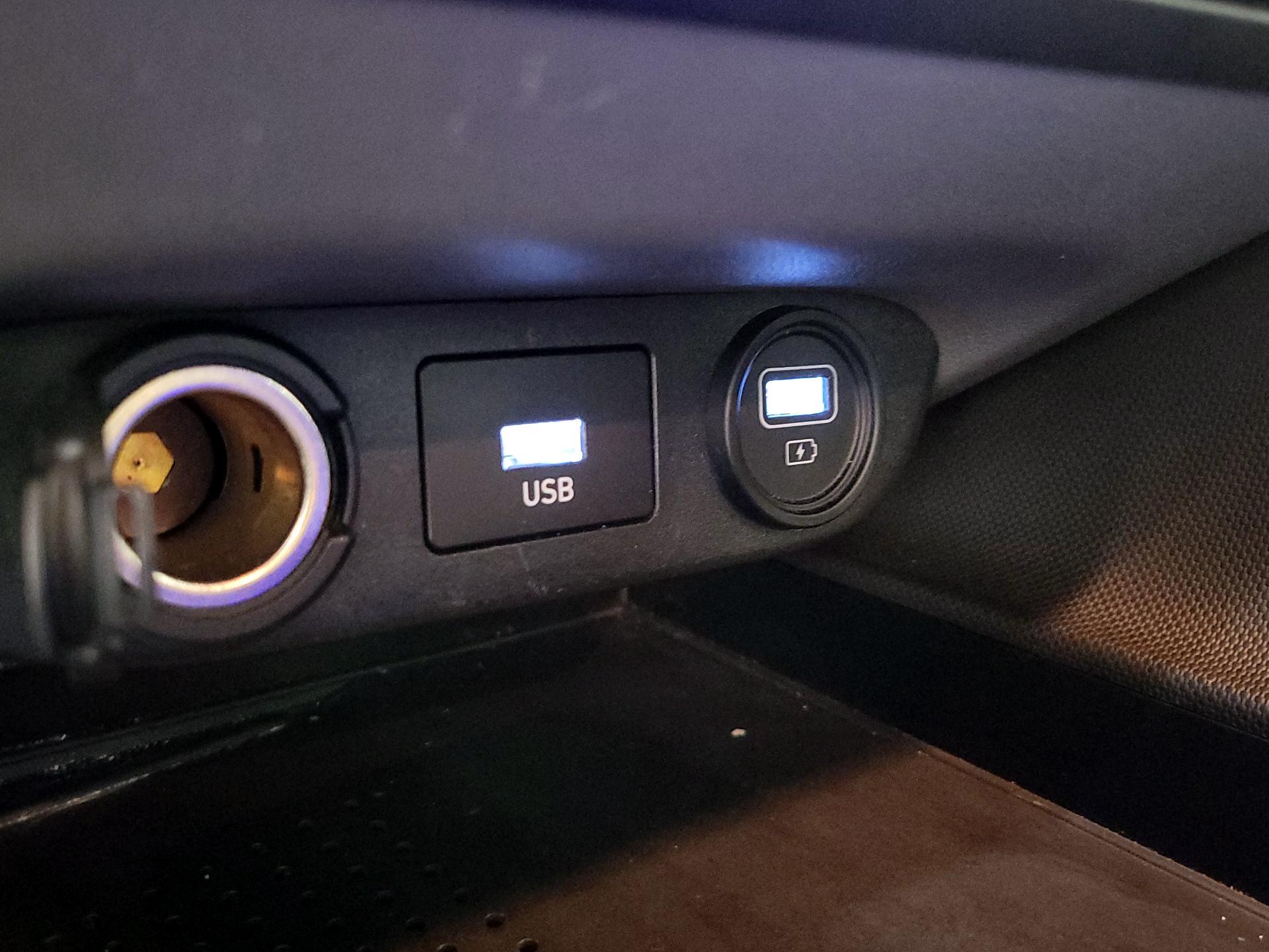 Thumbnail: 2023 Hyundai Elantra - 19