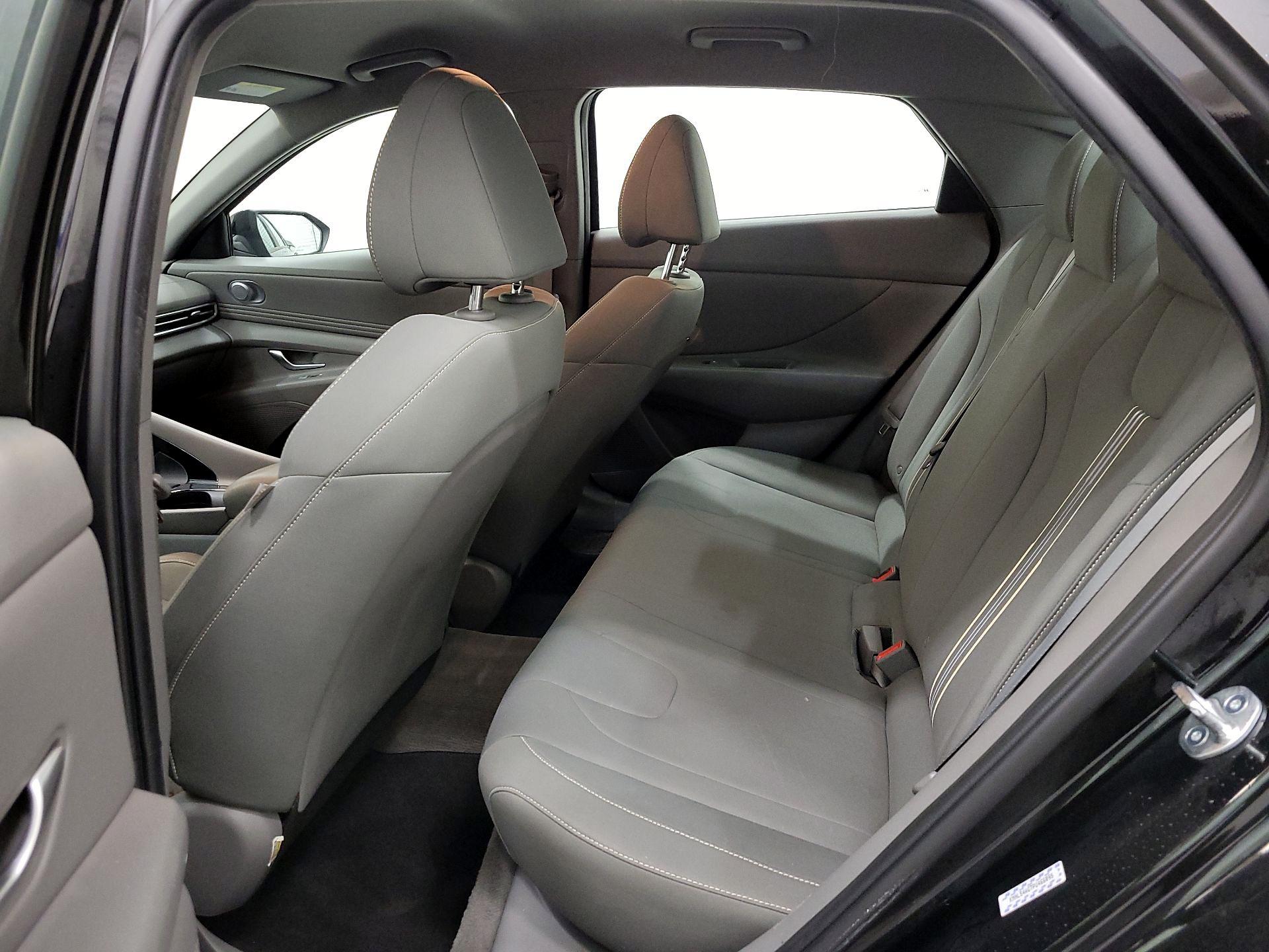 Thumbnail: 2023 Hyundai Elantra - 20