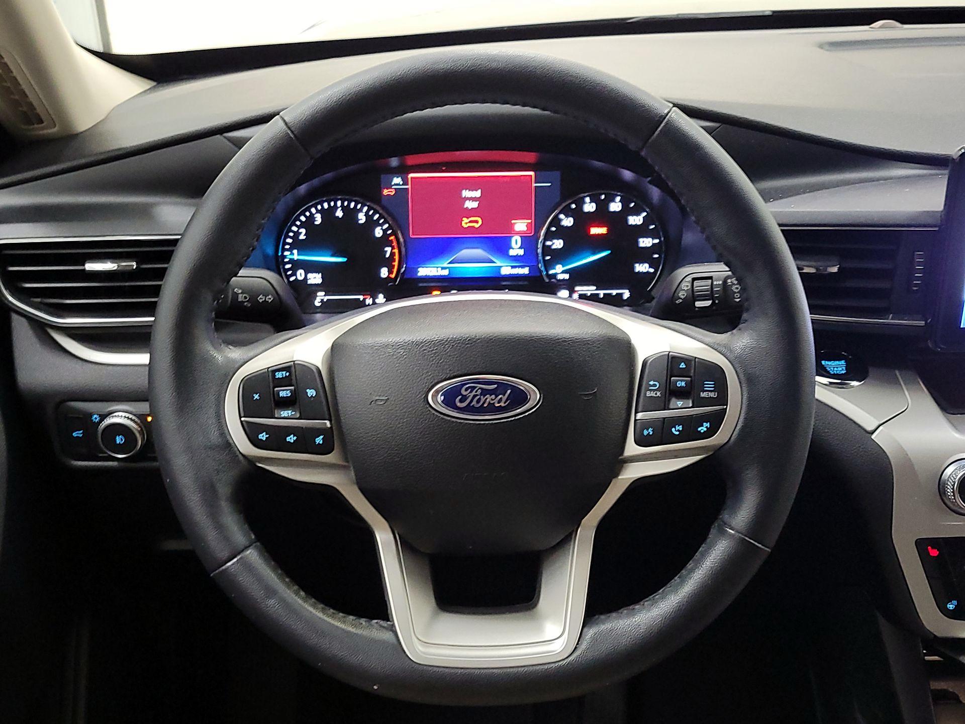 Thumbnail: 2022 Ford Explorer - 10