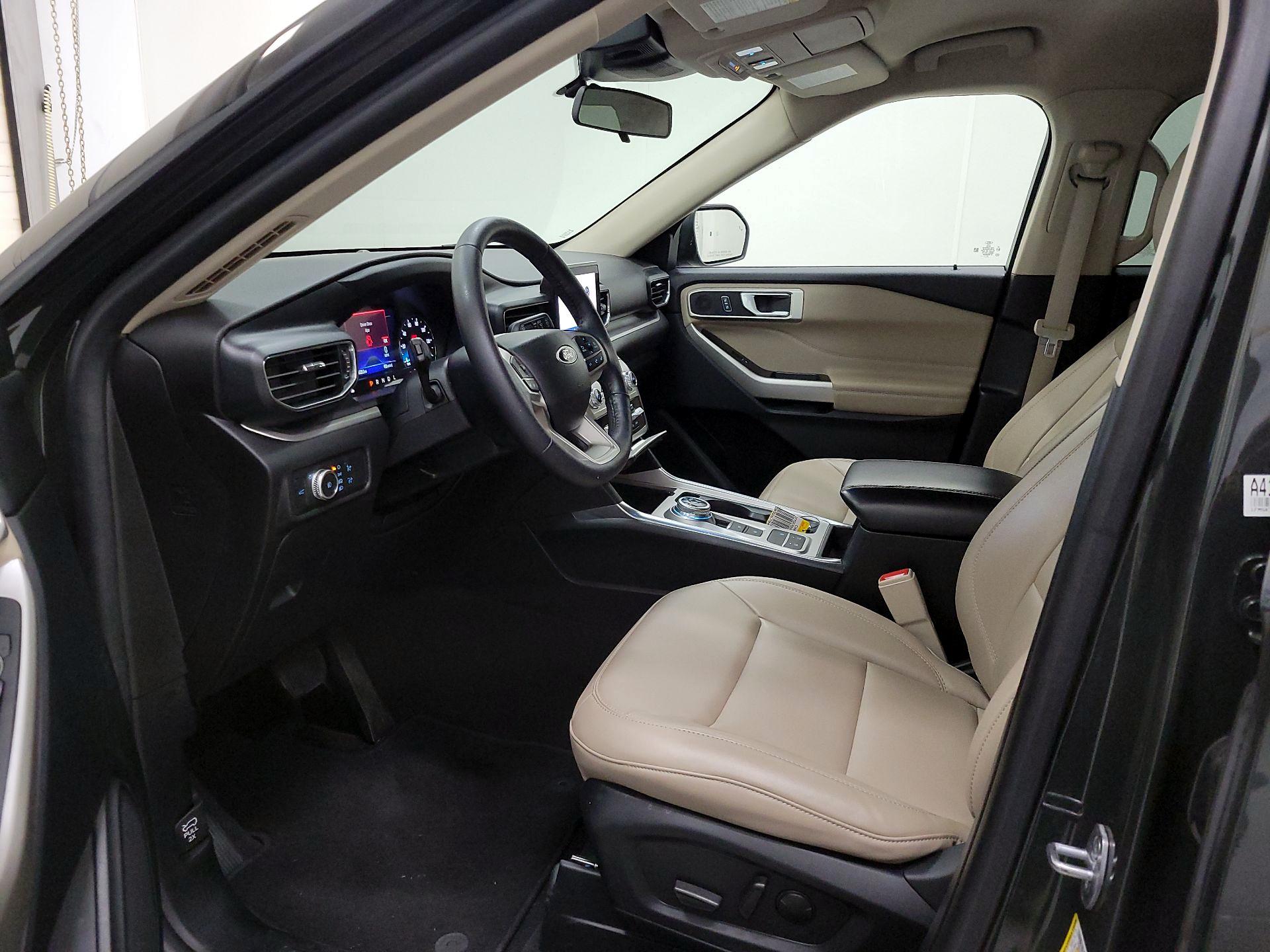 Thumbnail: 2022 Ford Explorer - 11