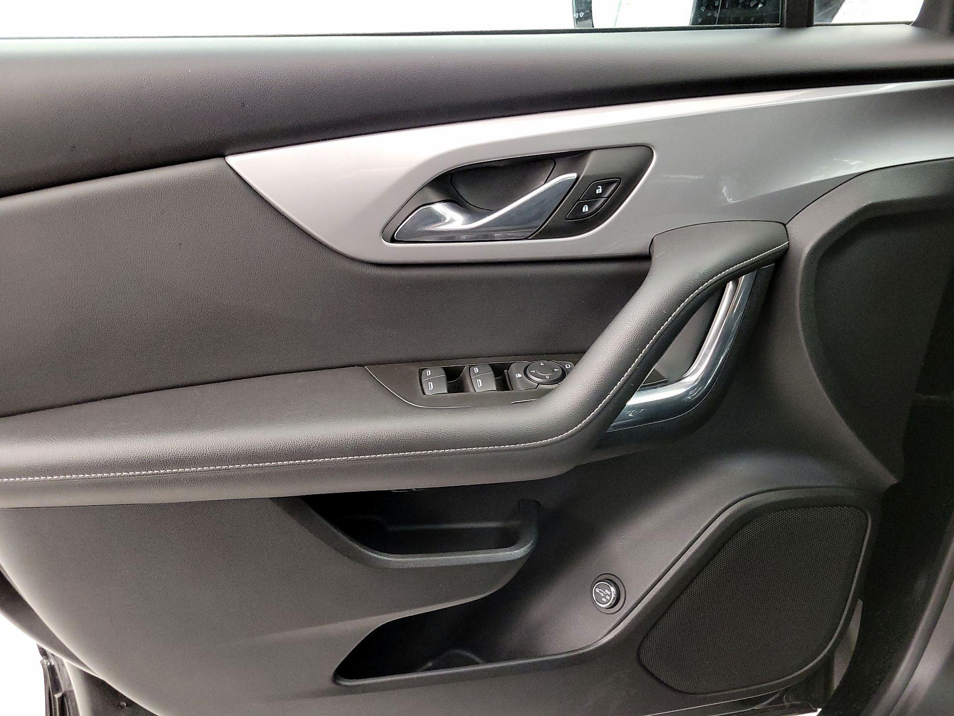 Thumbnail: 2023 Chevrolet Blazer - 12