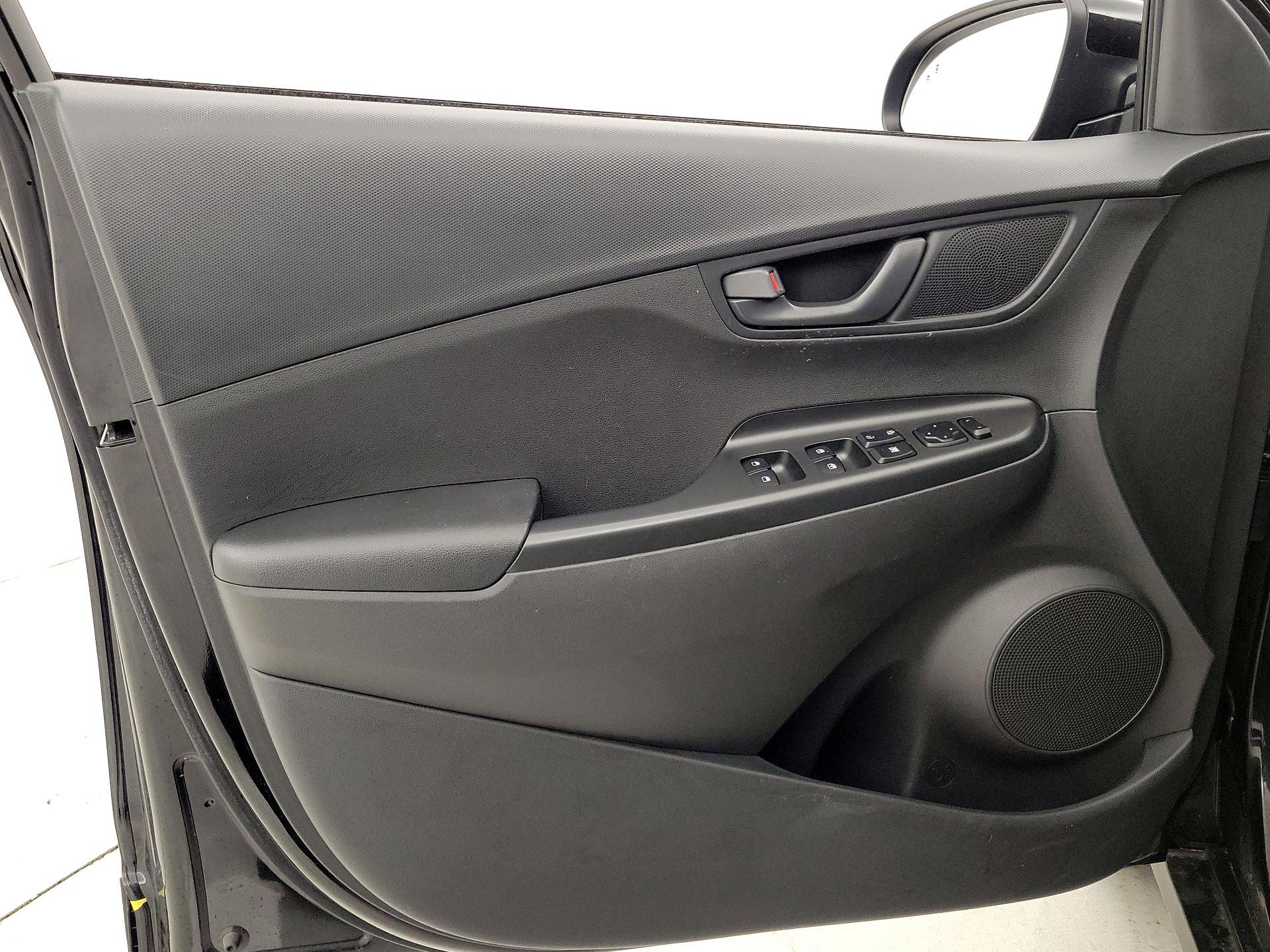 Thumbnail: 2023 Hyundai Kona - 12