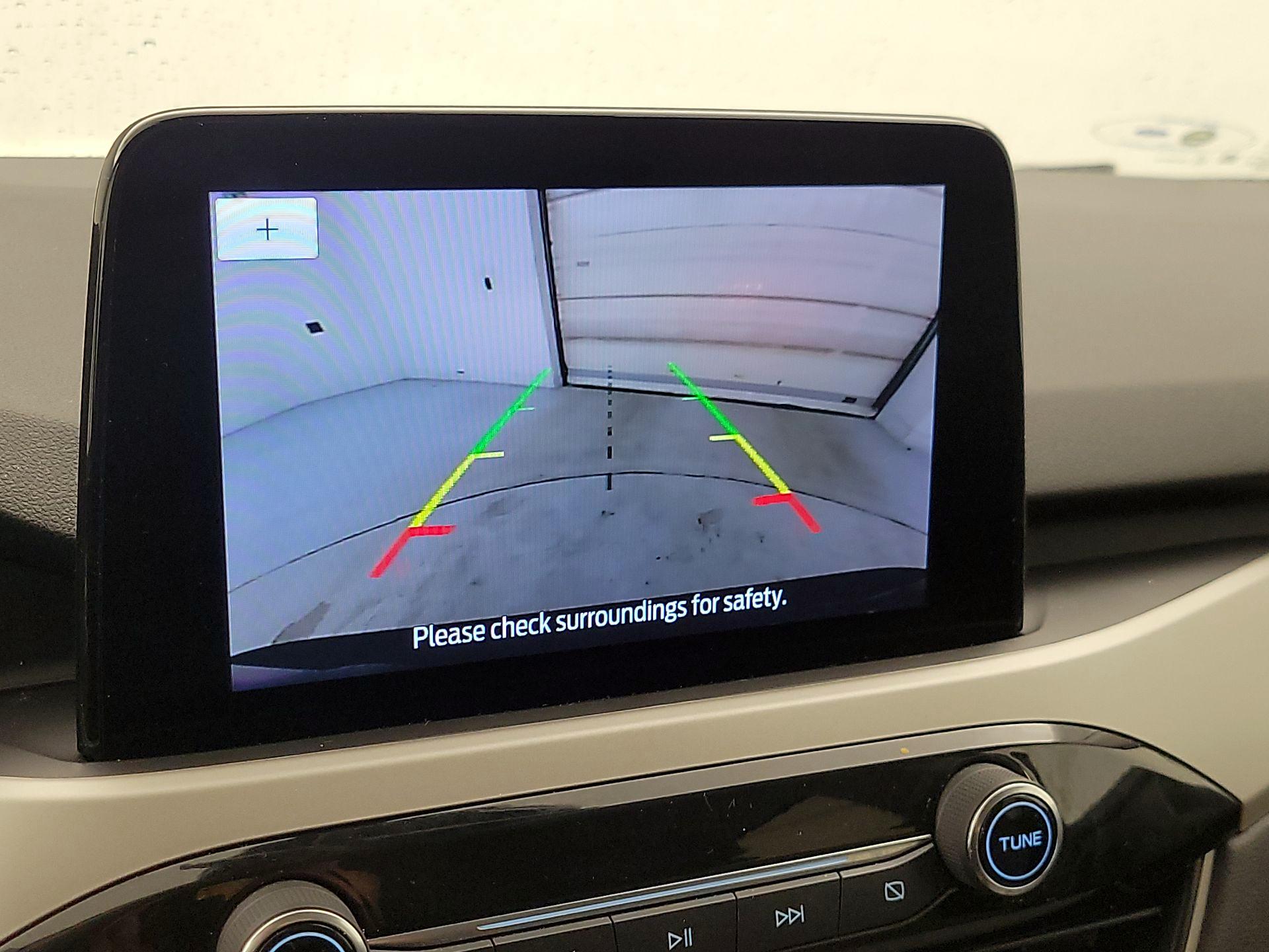 Thumbnail: 2022 Ford Escape - 15