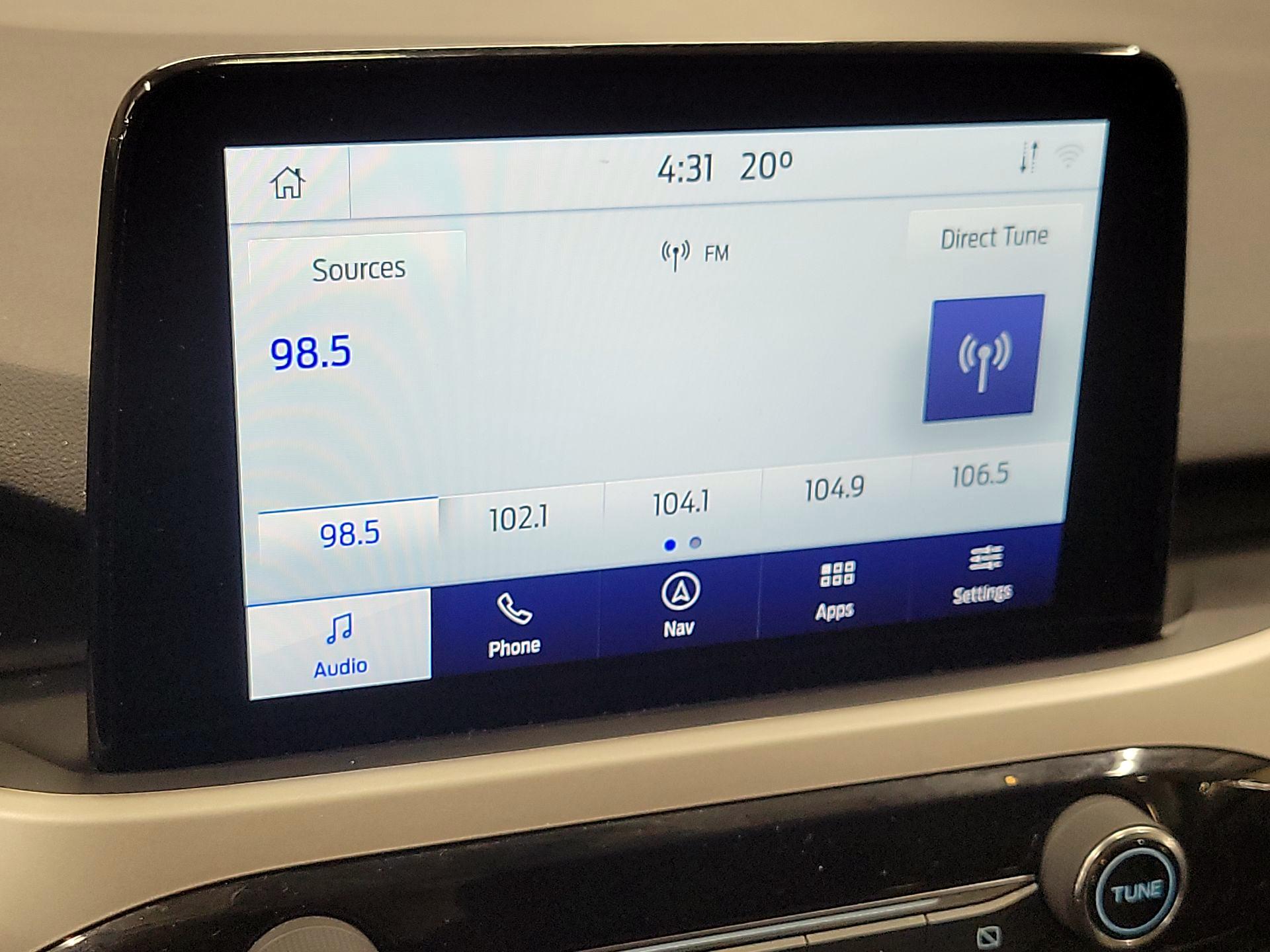 Thumbnail: 2022 Ford Escape - 16