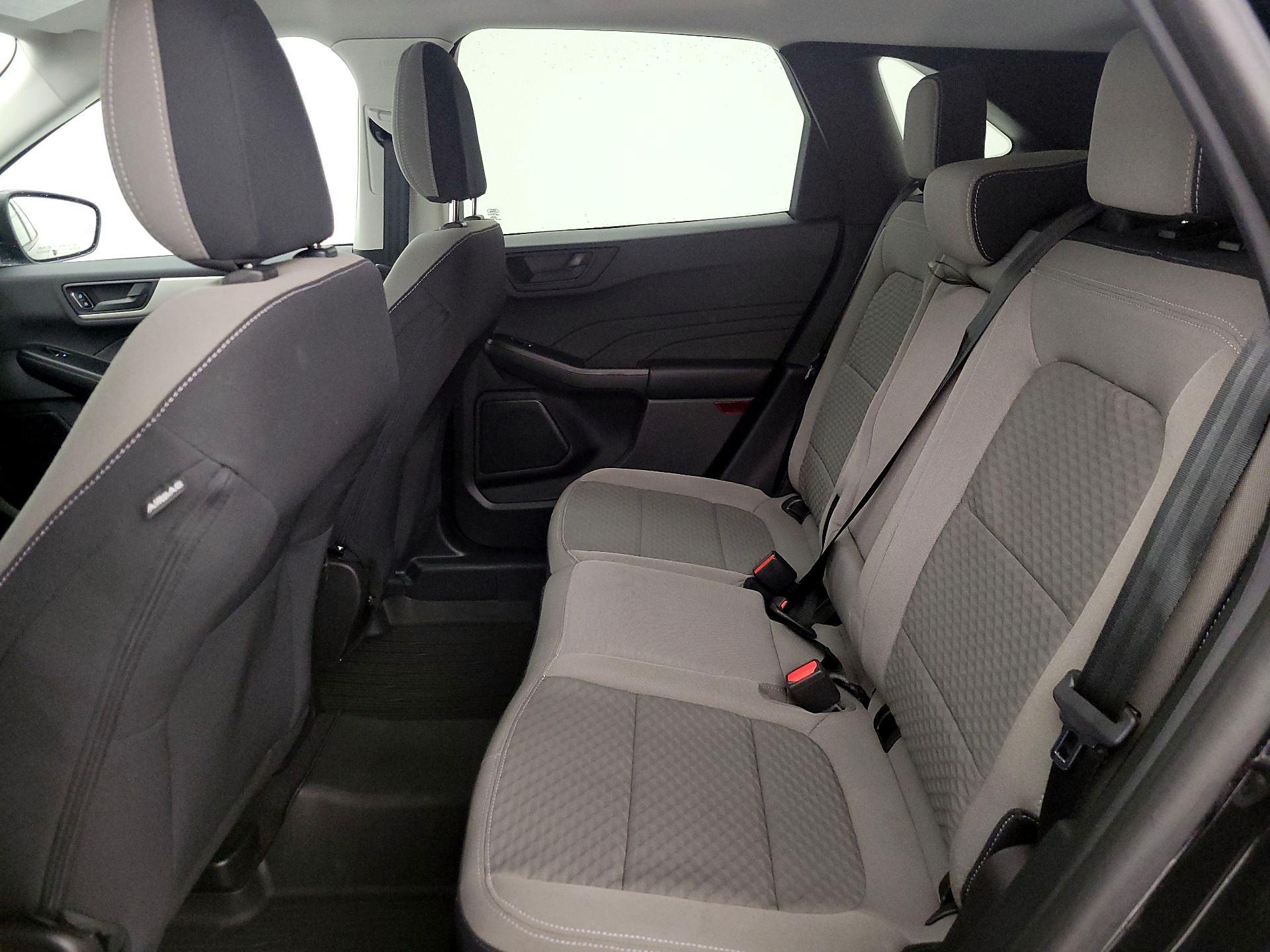 Thumbnail: 2022 Ford Escape - 20