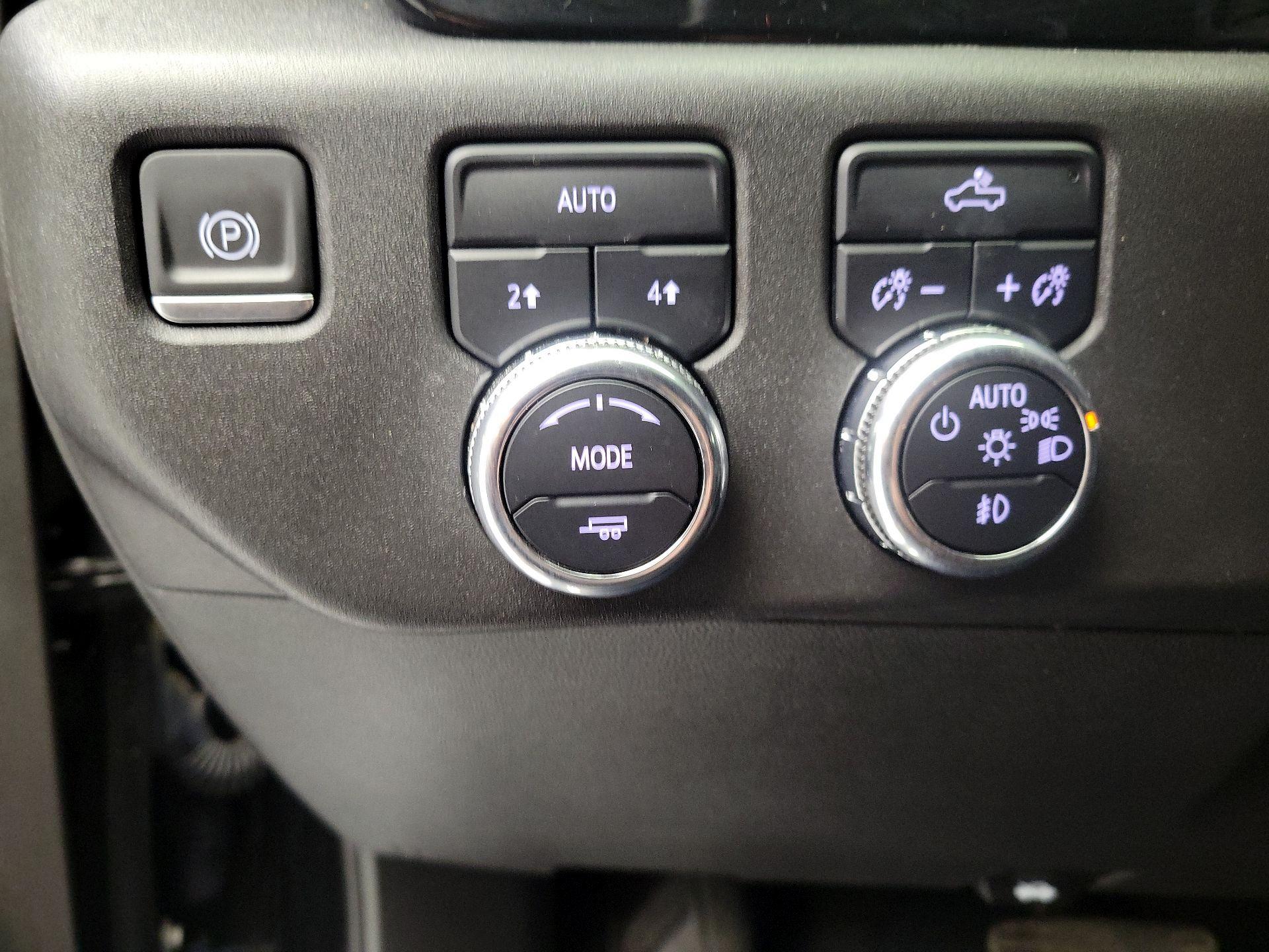 Thumbnail: 2023 GMC Sierra 1500 - 13