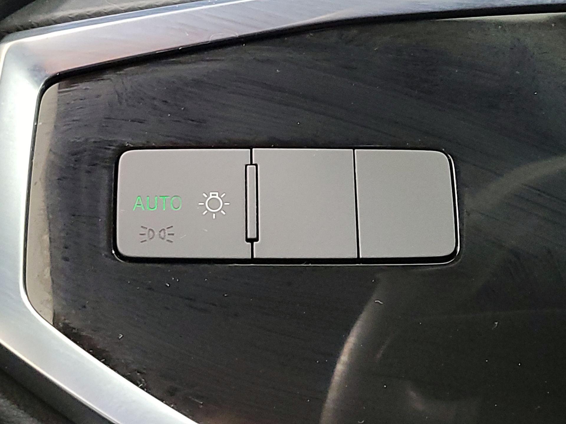 Thumbnail: 2022 Audi Q3 - 13