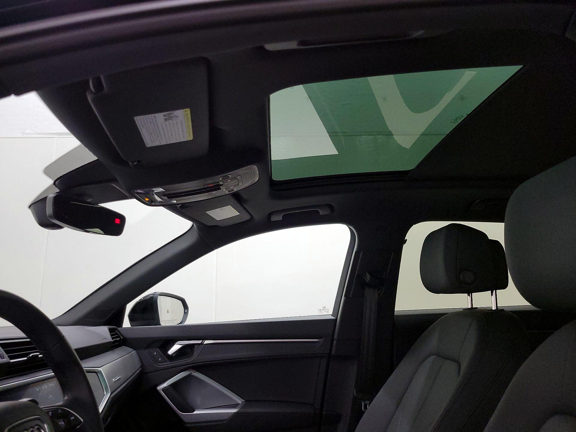 Thumbnail: 2022 Audi Q3 - 19