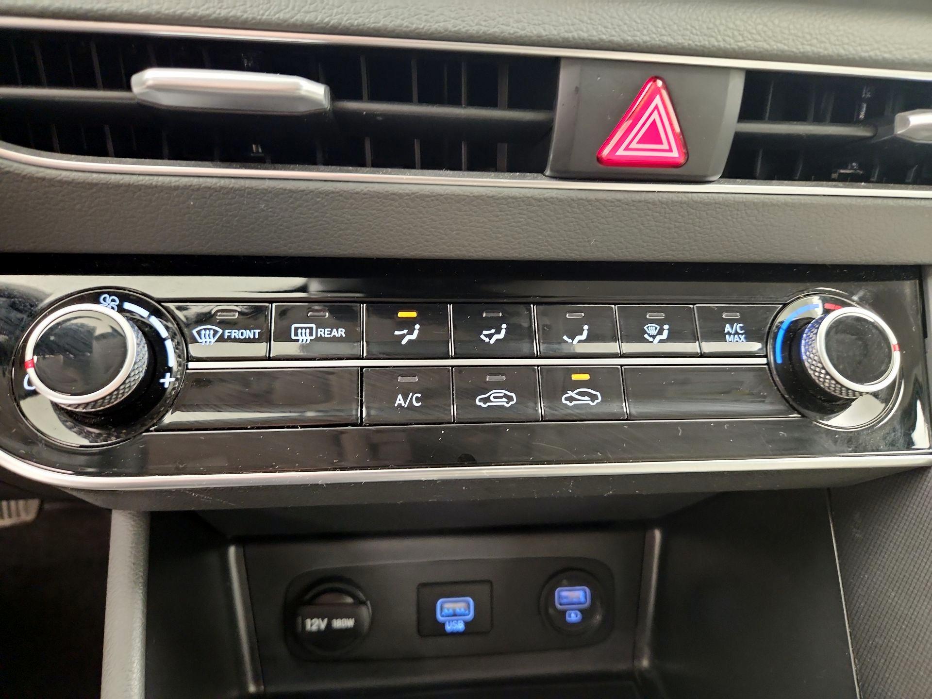 Thumbnail: 2022 Hyundai Sonata - 16