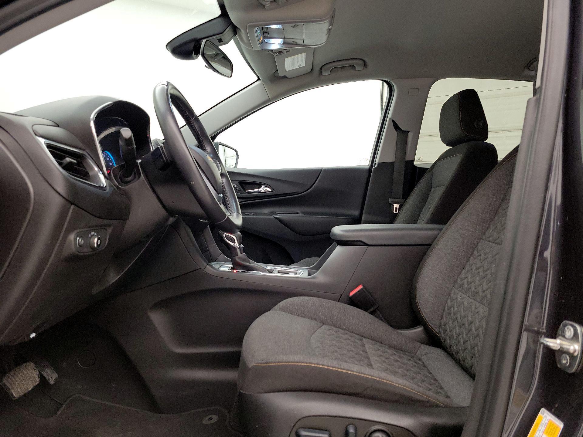 Thumbnail: 2022 Chevrolet Equinox - 11