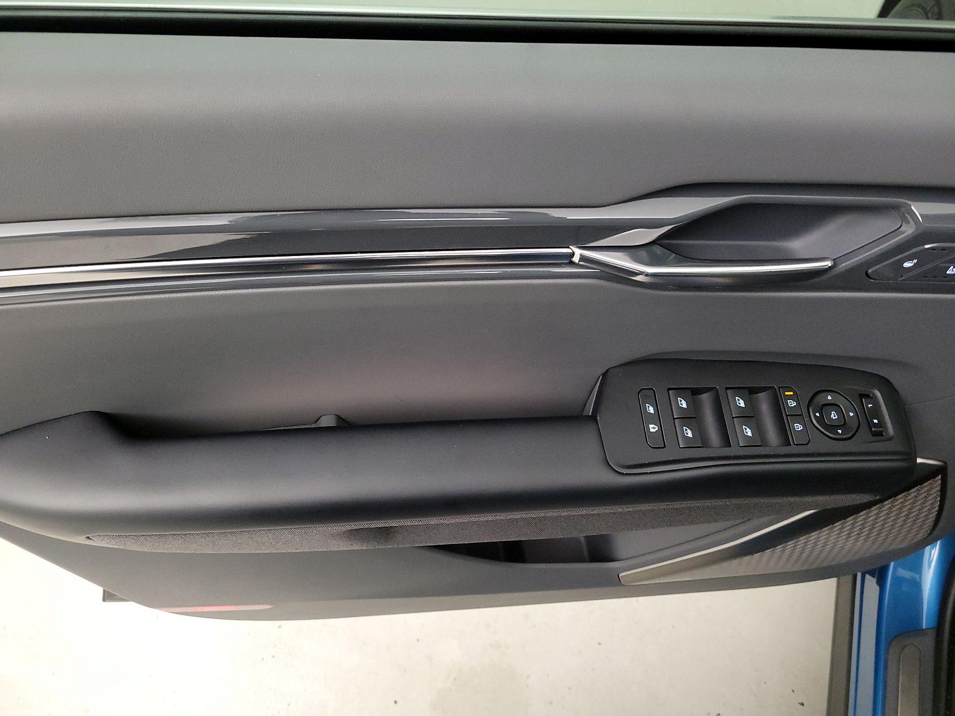 Thumbnail: 2024 Kia EV9 - 12