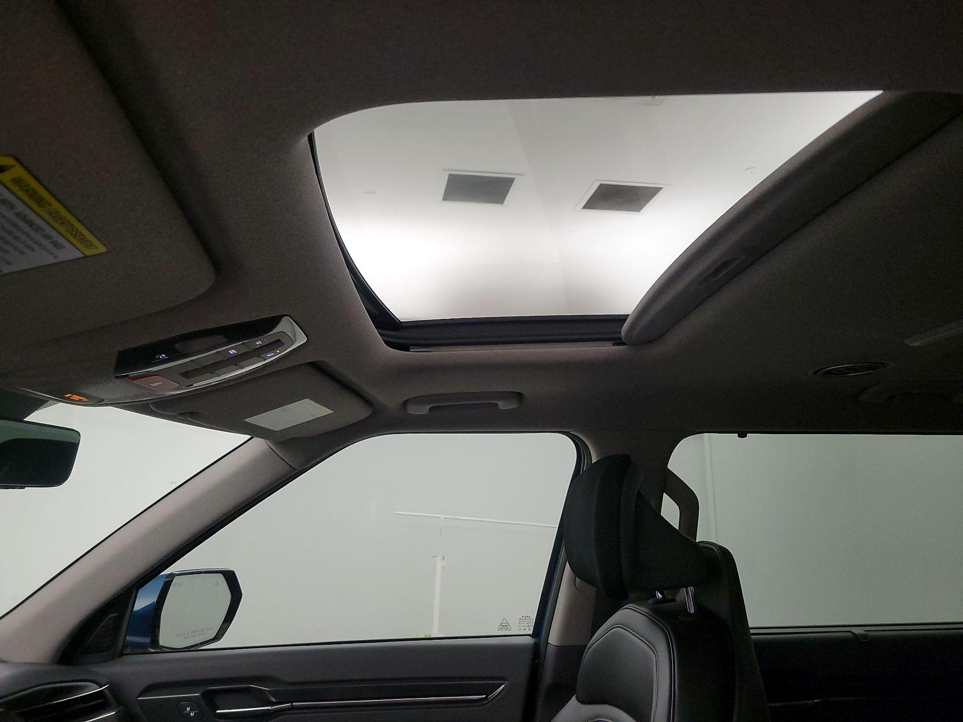 Thumbnail: 2024 Kia EV9 - 20