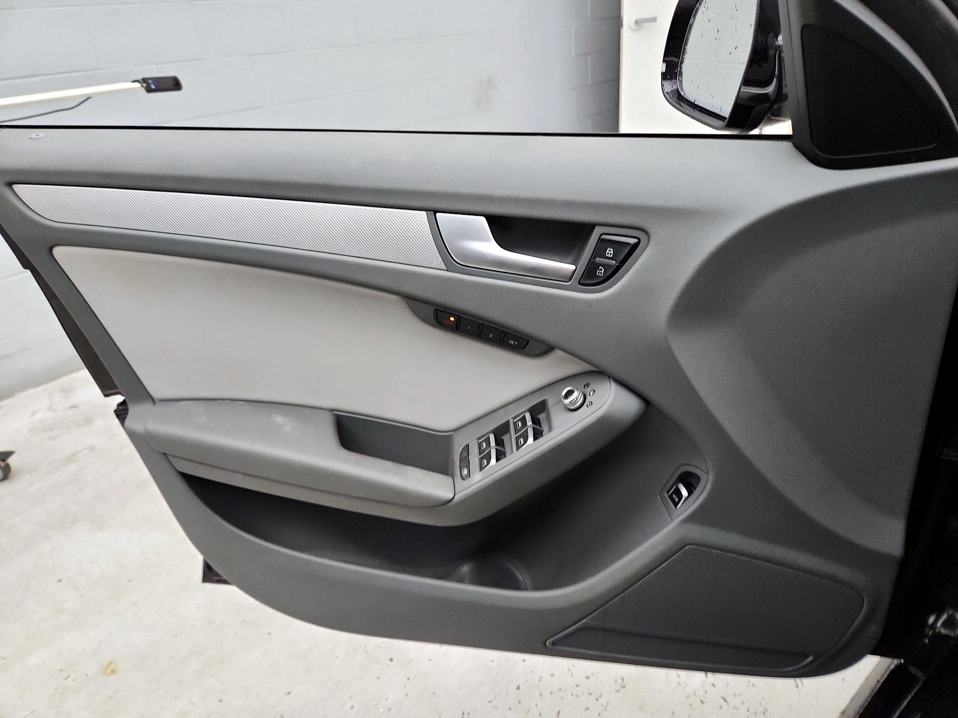 Thumbnail: 2015 Audi A4 - 12