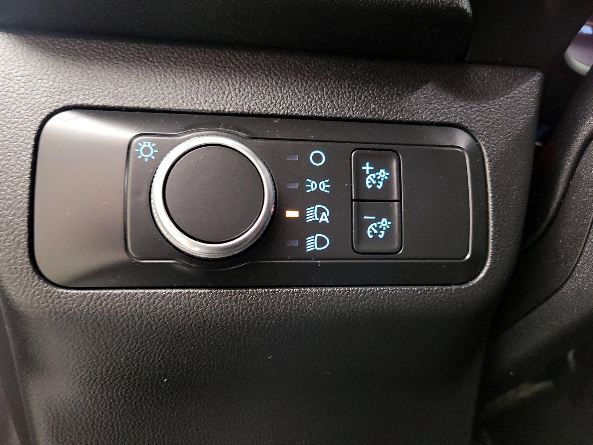 Thumbnail: 2020 Ford Escape - 13