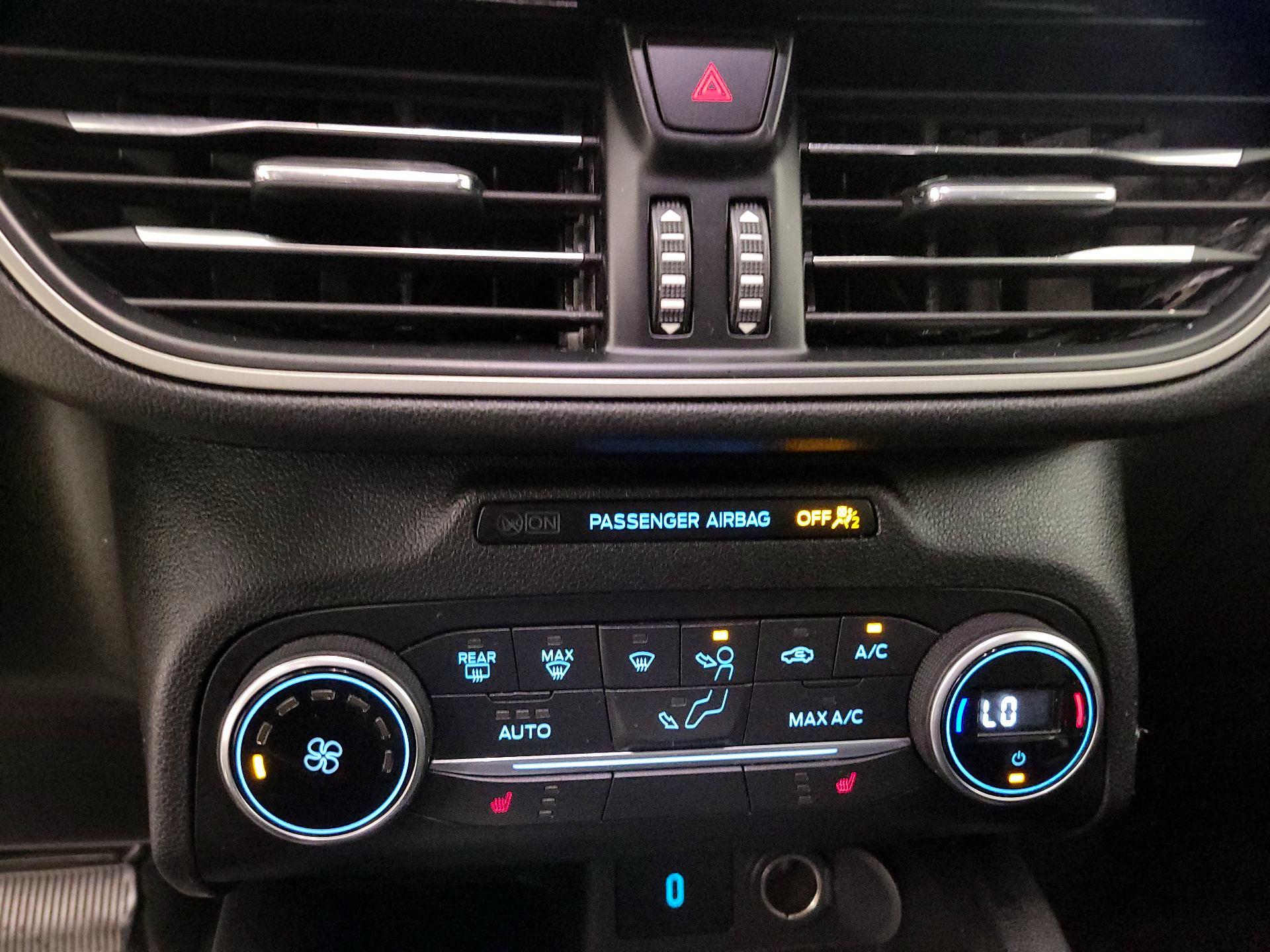 Thumbnail: 2020 Ford Escape - 16