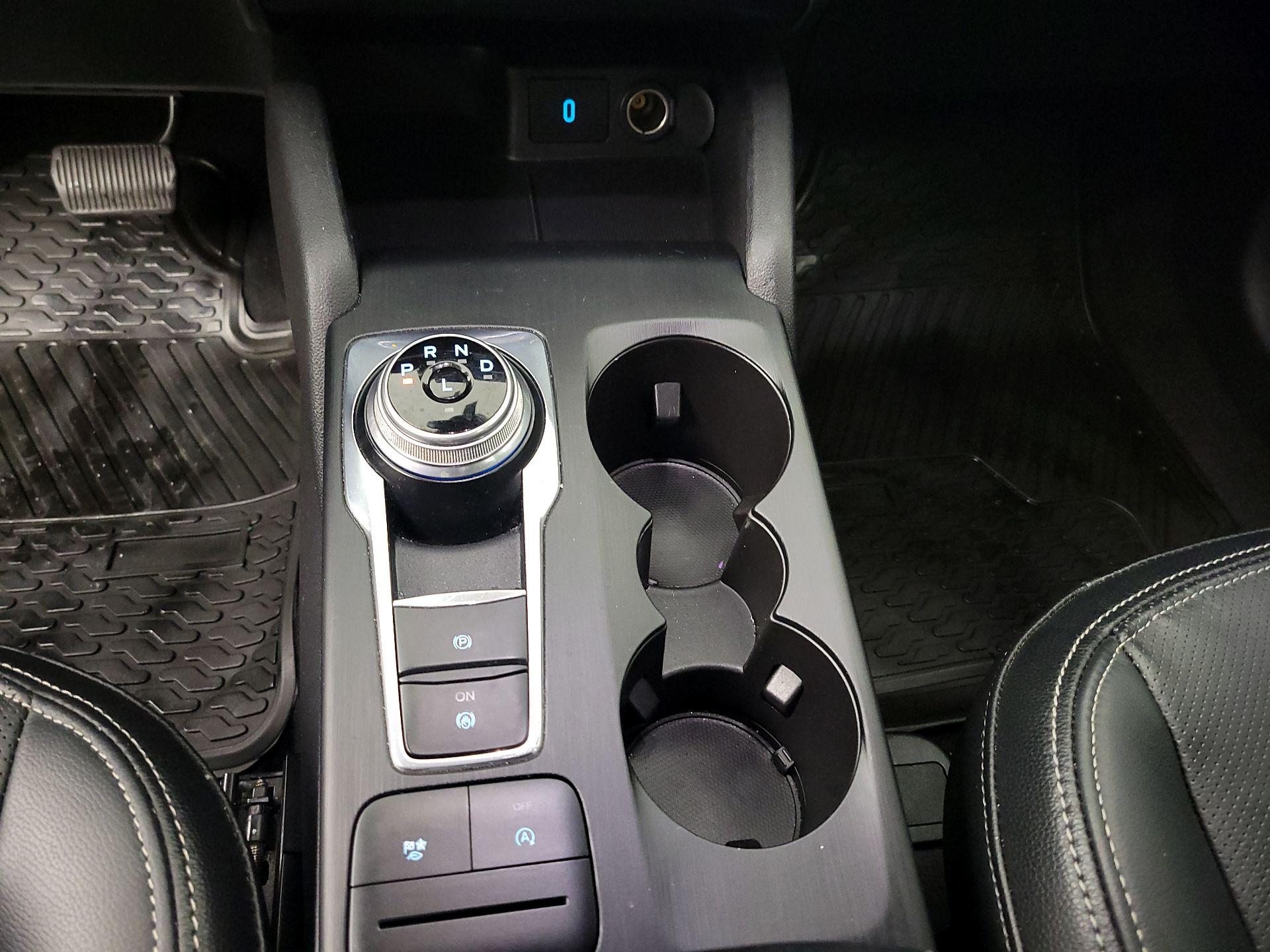 Thumbnail: 2020 Ford Escape - 17