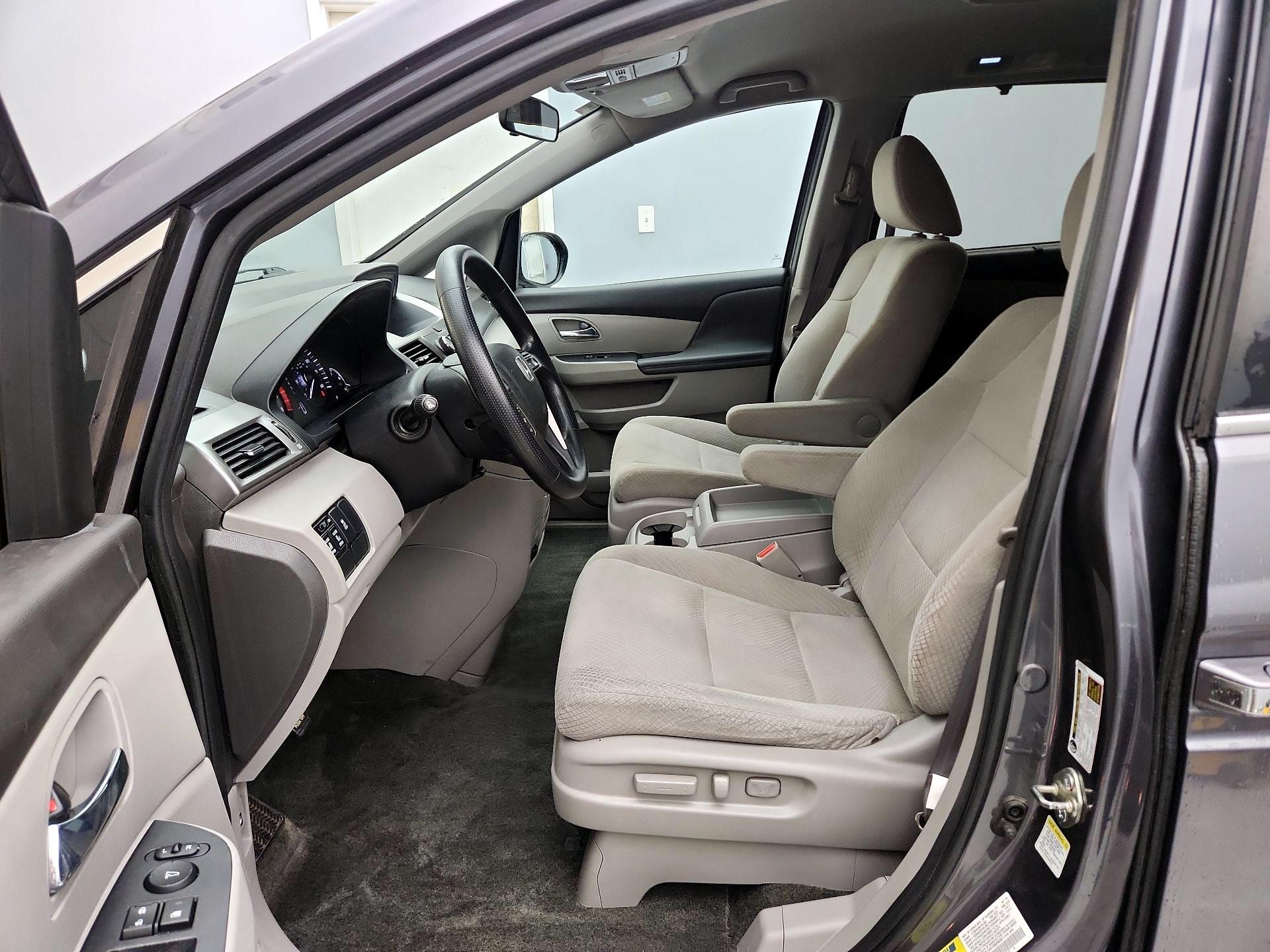 Thumbnail: 2016 Honda Odyssey - 11