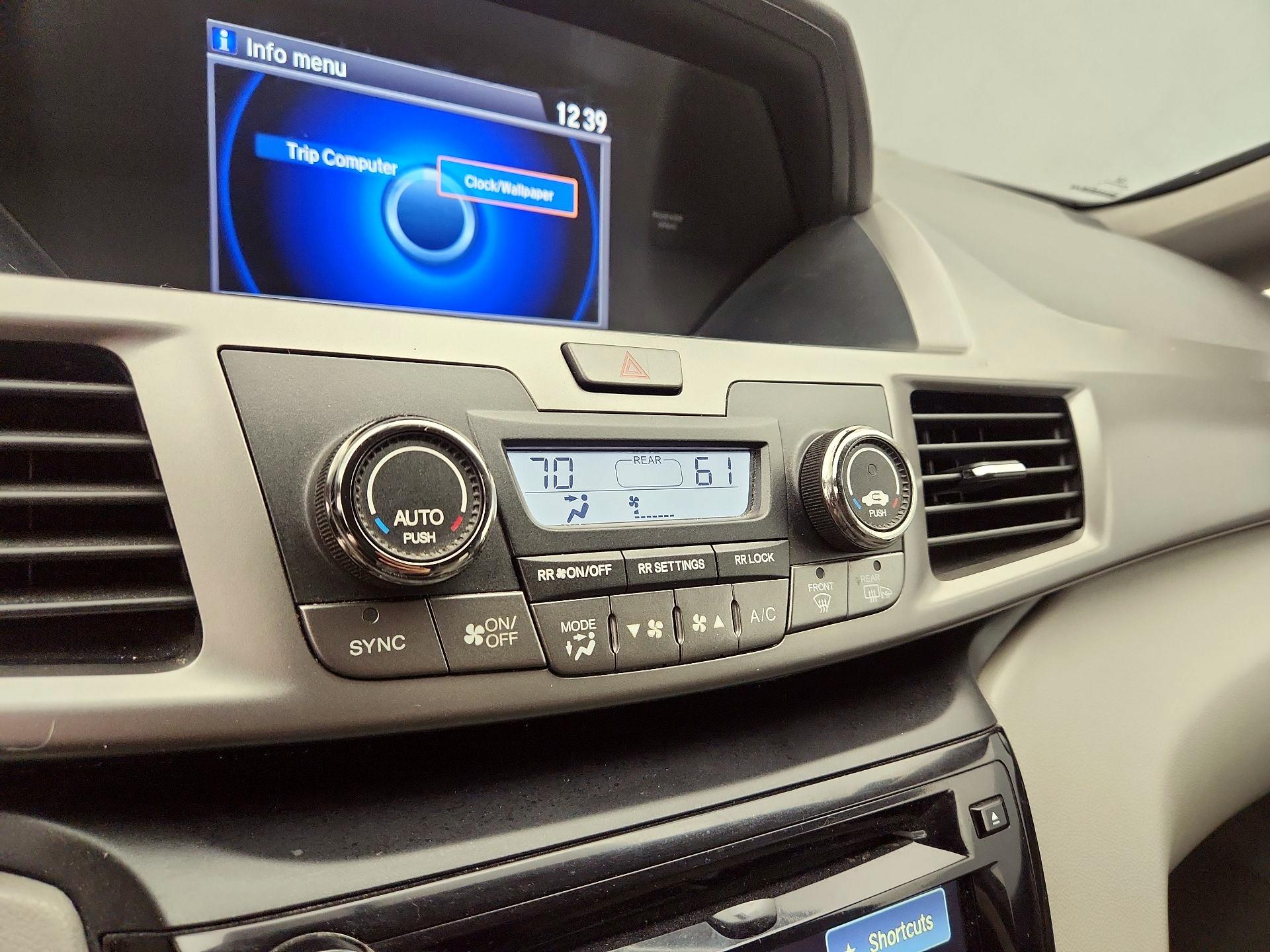 Thumbnail: 2016 Honda Odyssey - 16