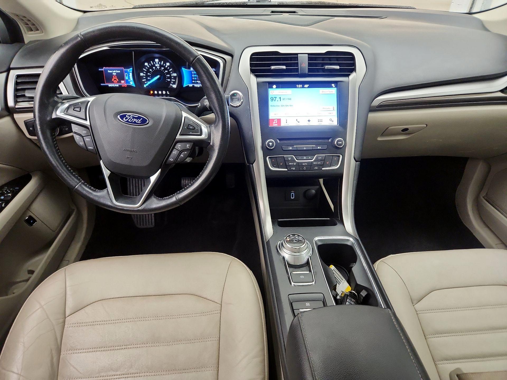 Thumbnail: 2017 Ford Fusion - 9