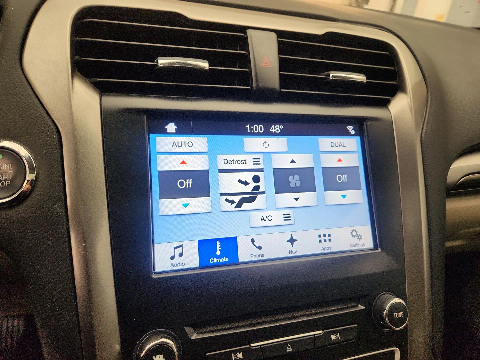 Thumbnail: 2017 Ford Fusion - 16