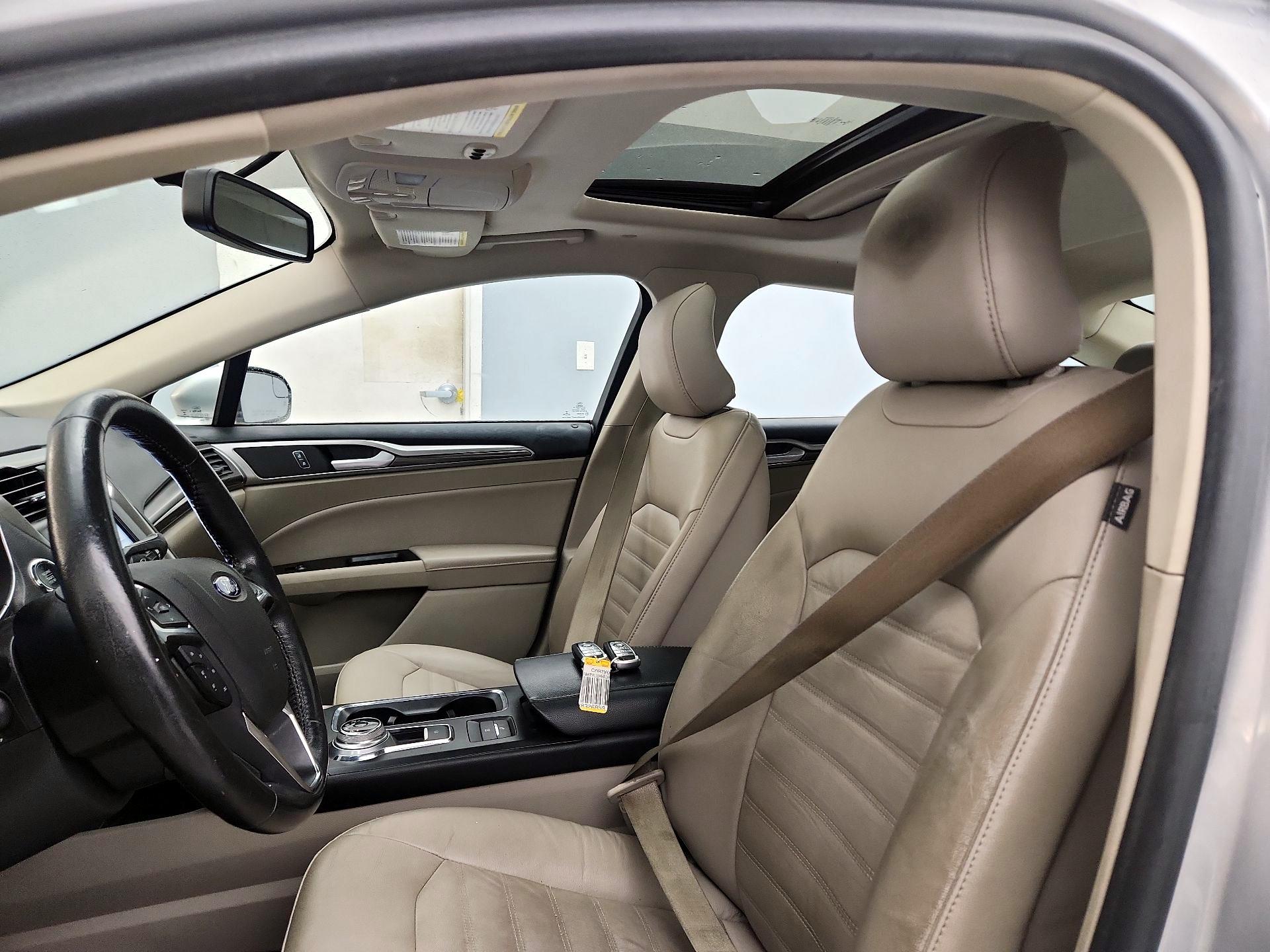 Thumbnail: 2017 Ford Fusion - 19