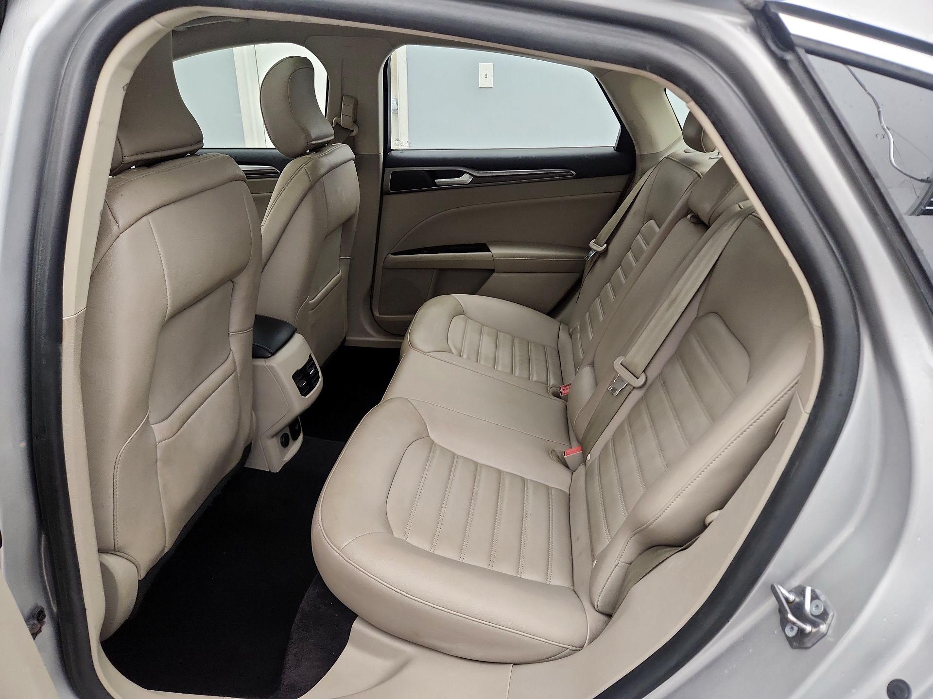 Thumbnail: 2017 Ford Fusion - 20