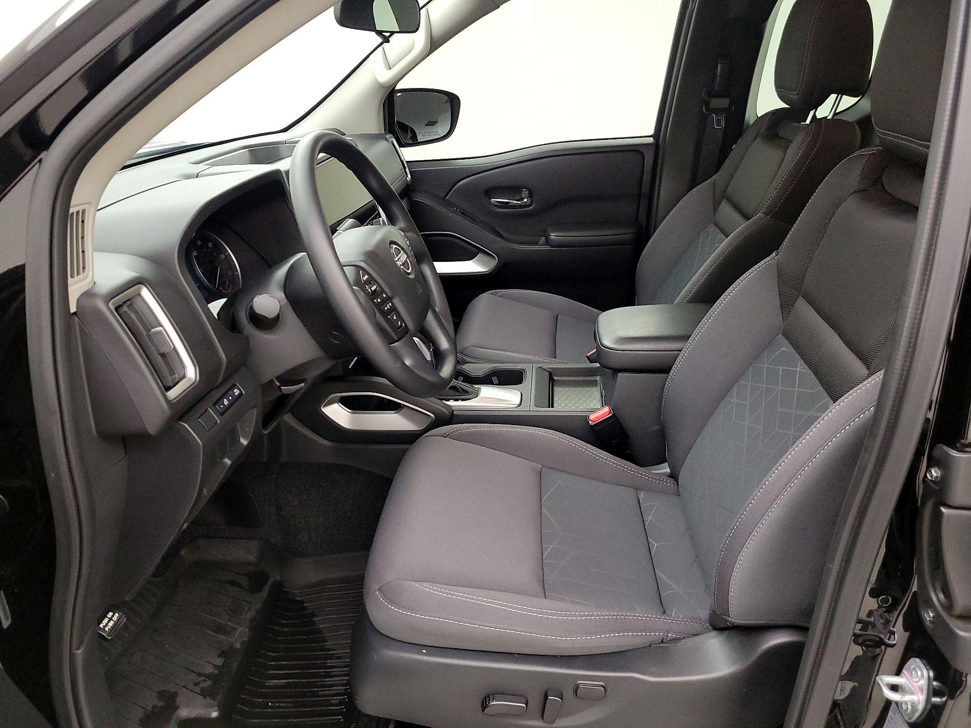 Thumbnail: 2025 Nissan Frontier - 11