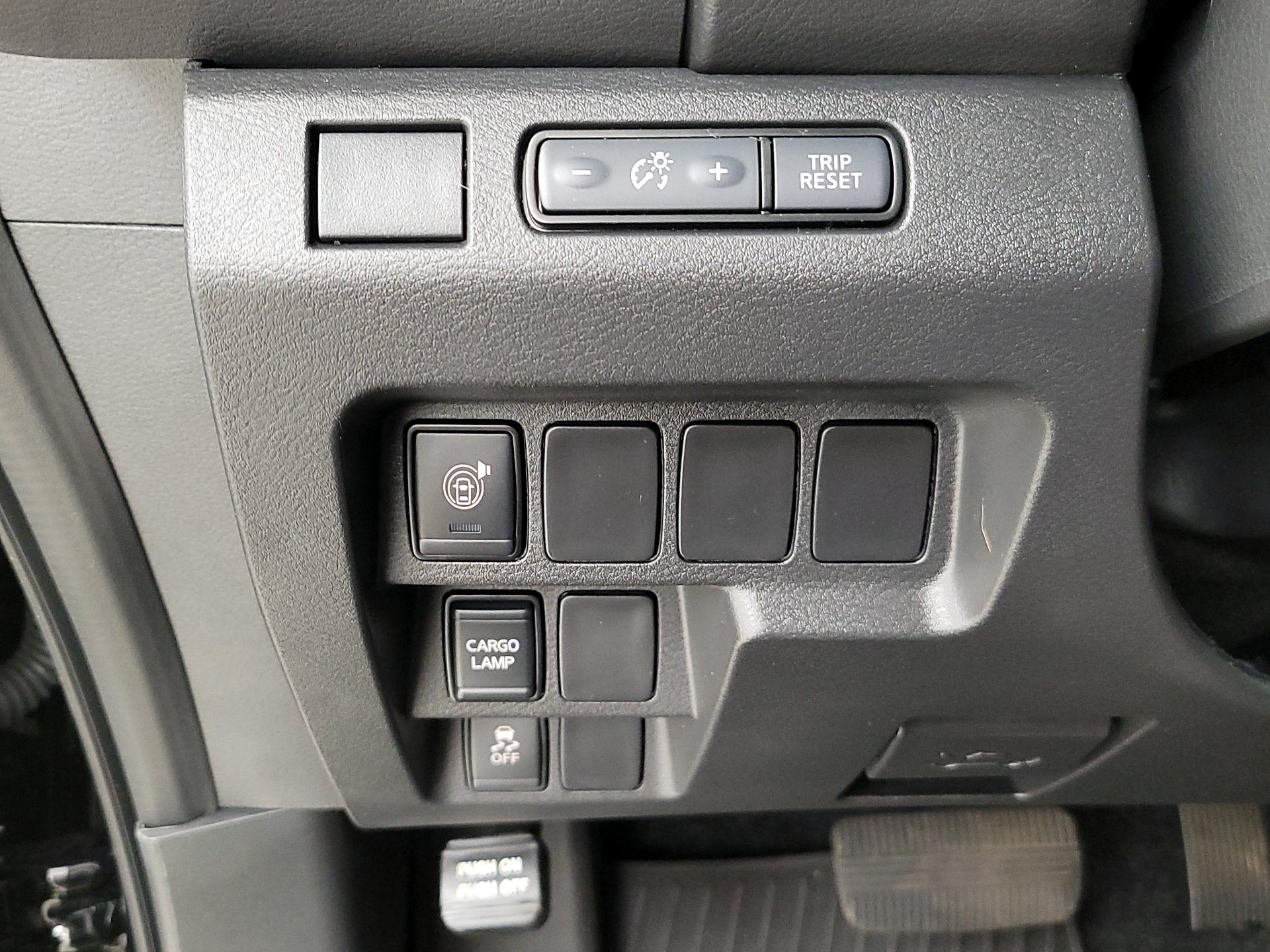 Thumbnail: 2025 Nissan Frontier - 13