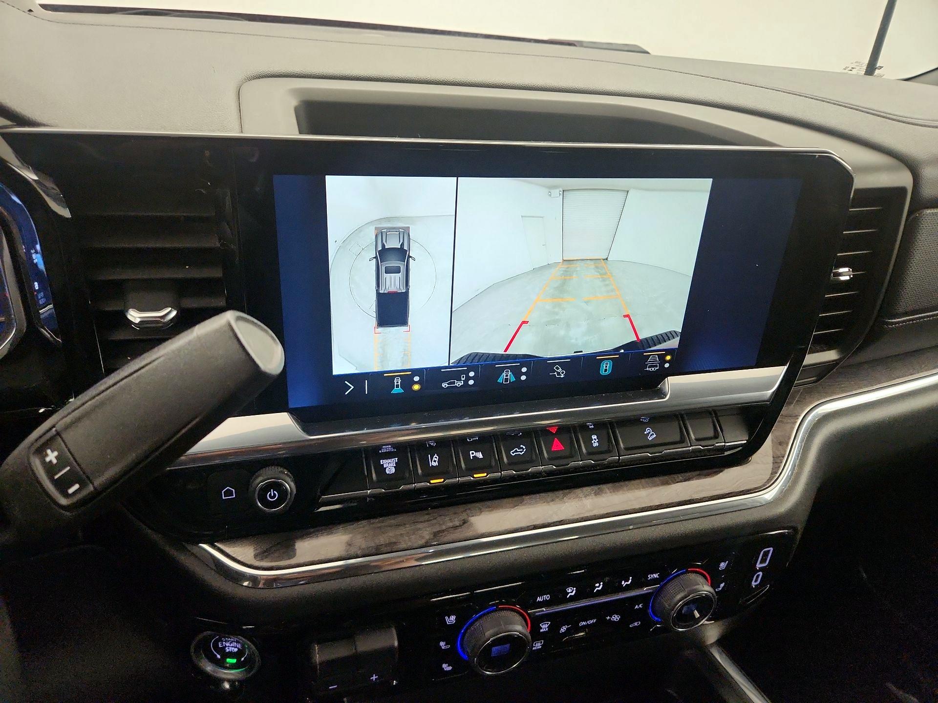 Thumbnail: 2025 Chevrolet Silverado 2500 - 15