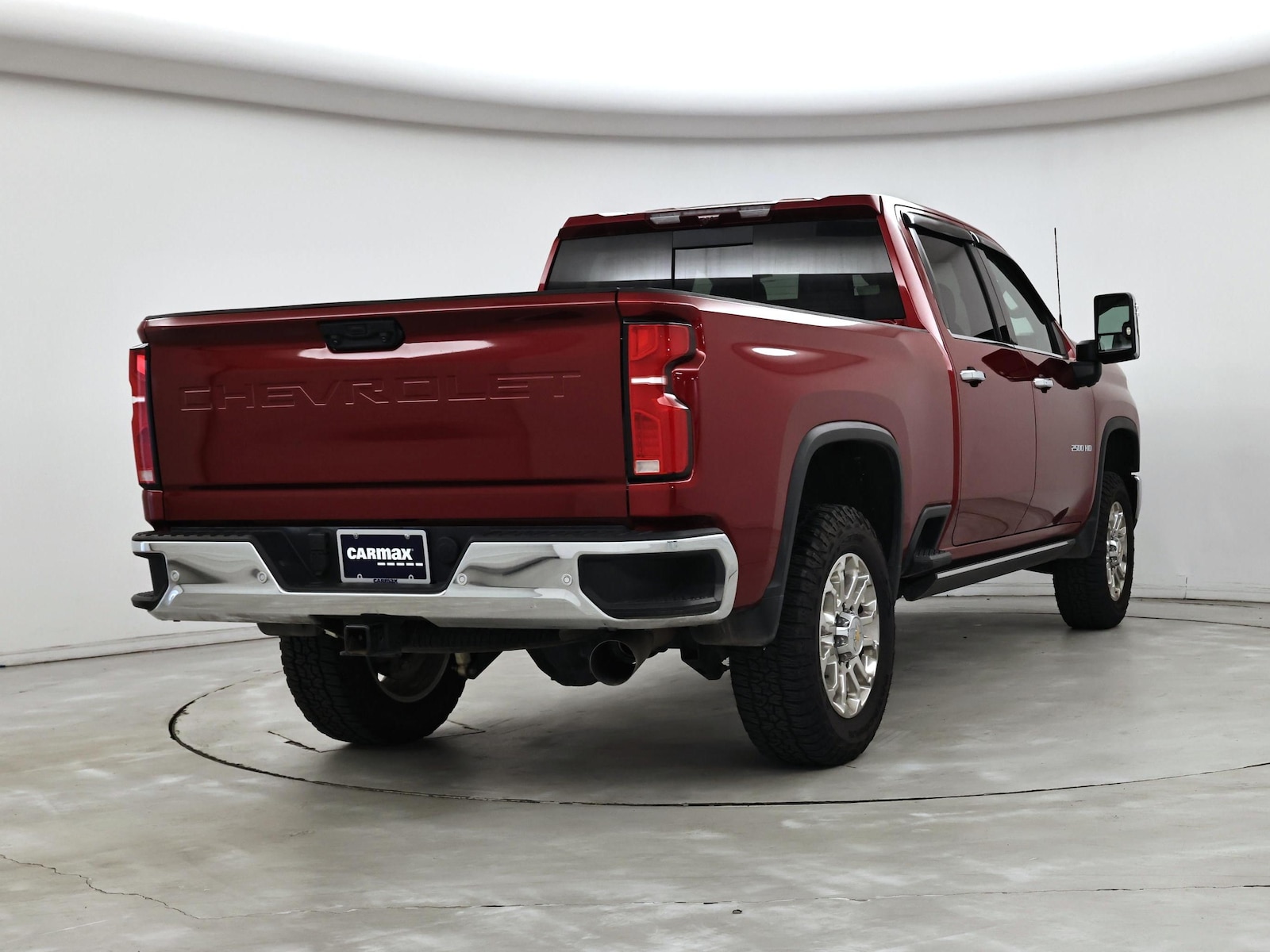 2025 Chevrolet Silverado 2500HD LTZ - Photo 9