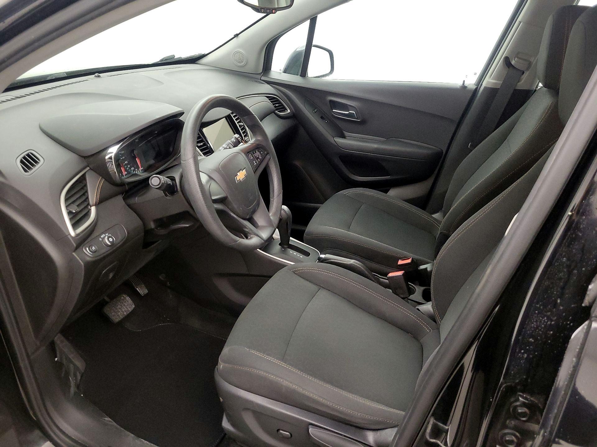 Thumbnail: 2018 Chevrolet Trax - 11