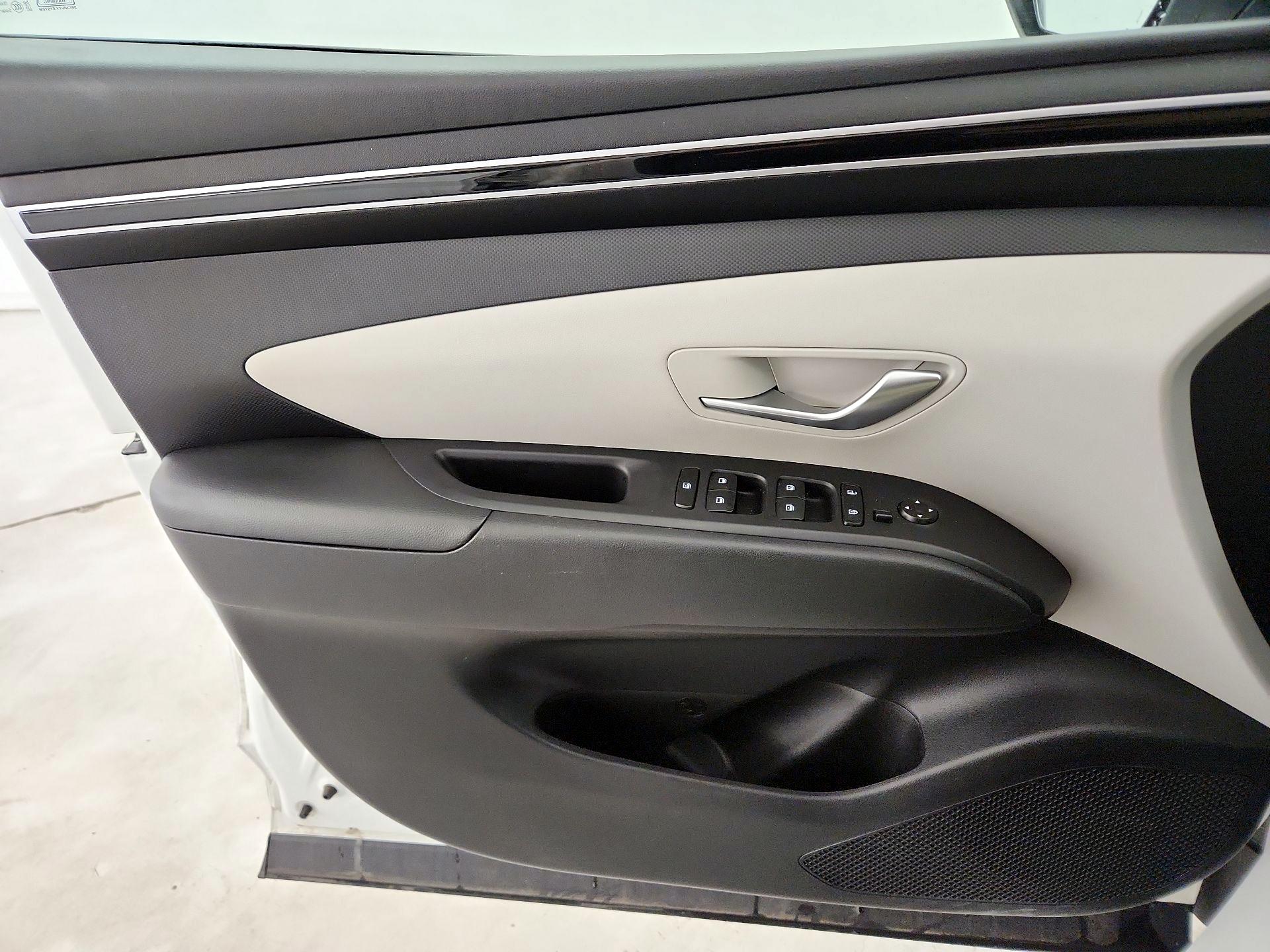 Thumbnail: 2024 Hyundai Tucson - 12