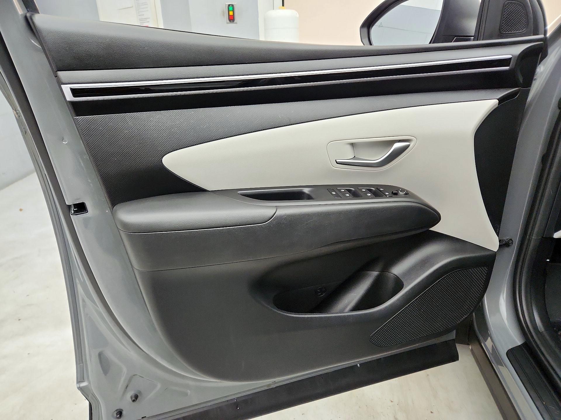 Thumbnail: 2024 Hyundai Tucson - 12