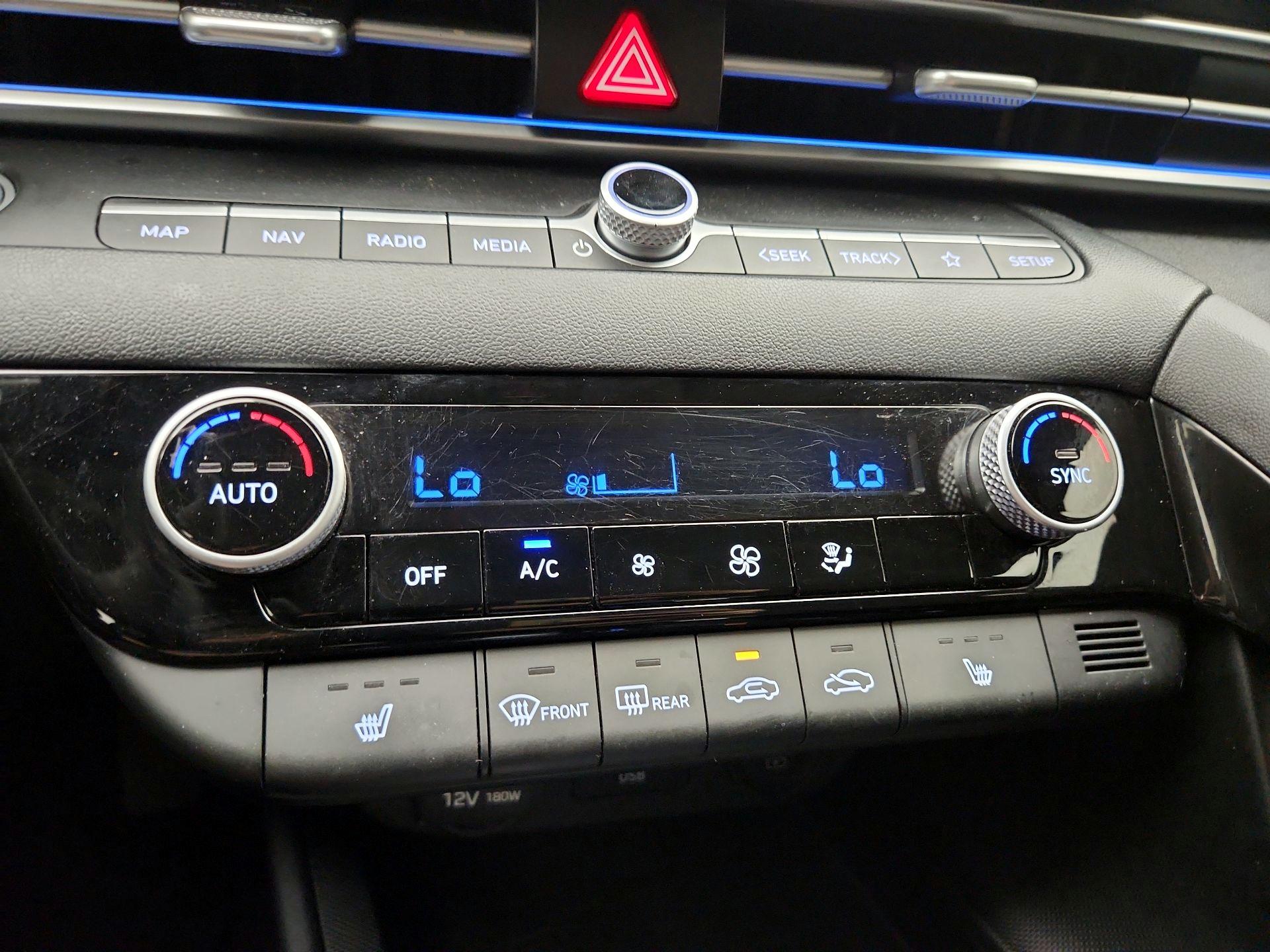 Thumbnail: 2023 Hyundai Elantra - 17