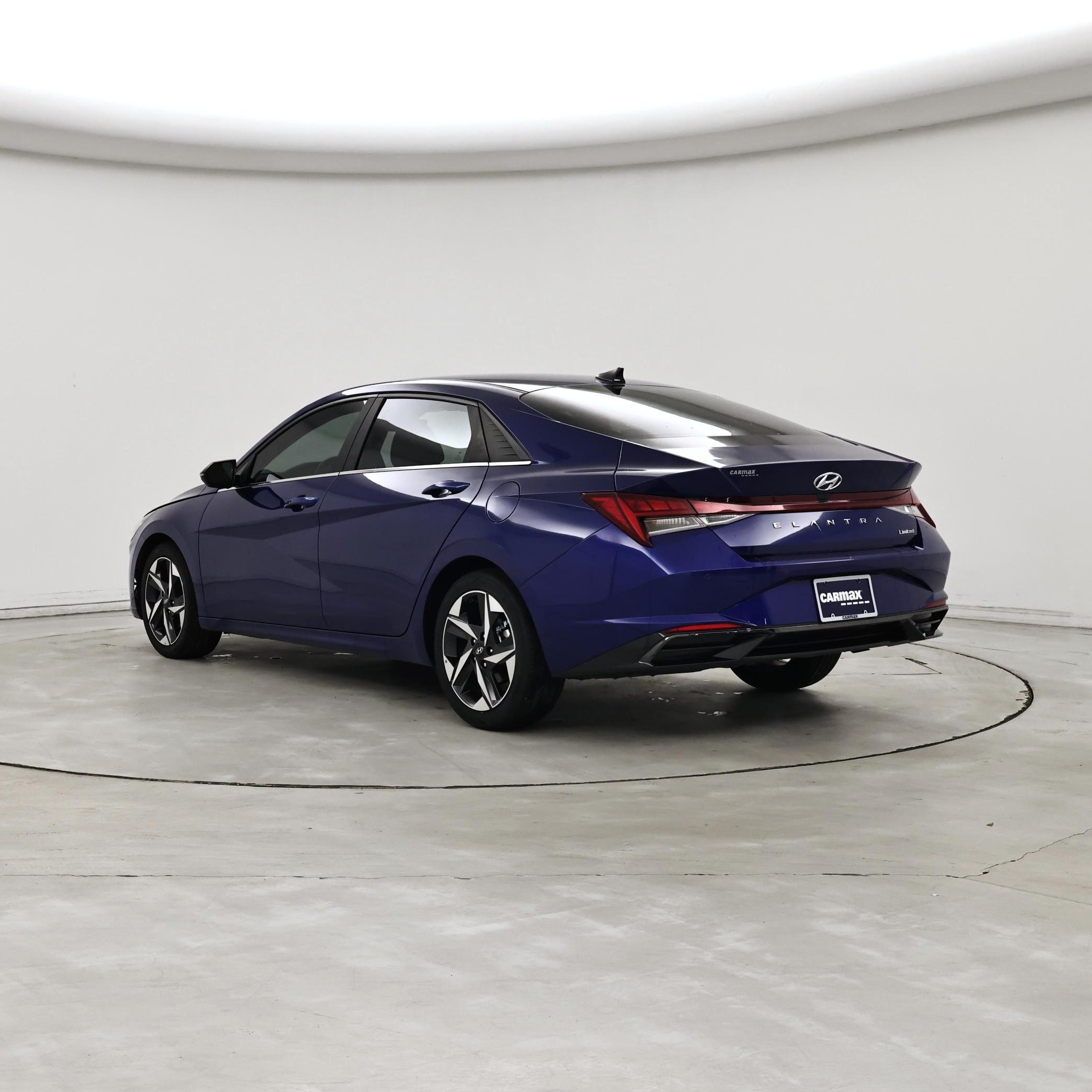 Thumbnail: 2023 Hyundai Elantra - 2