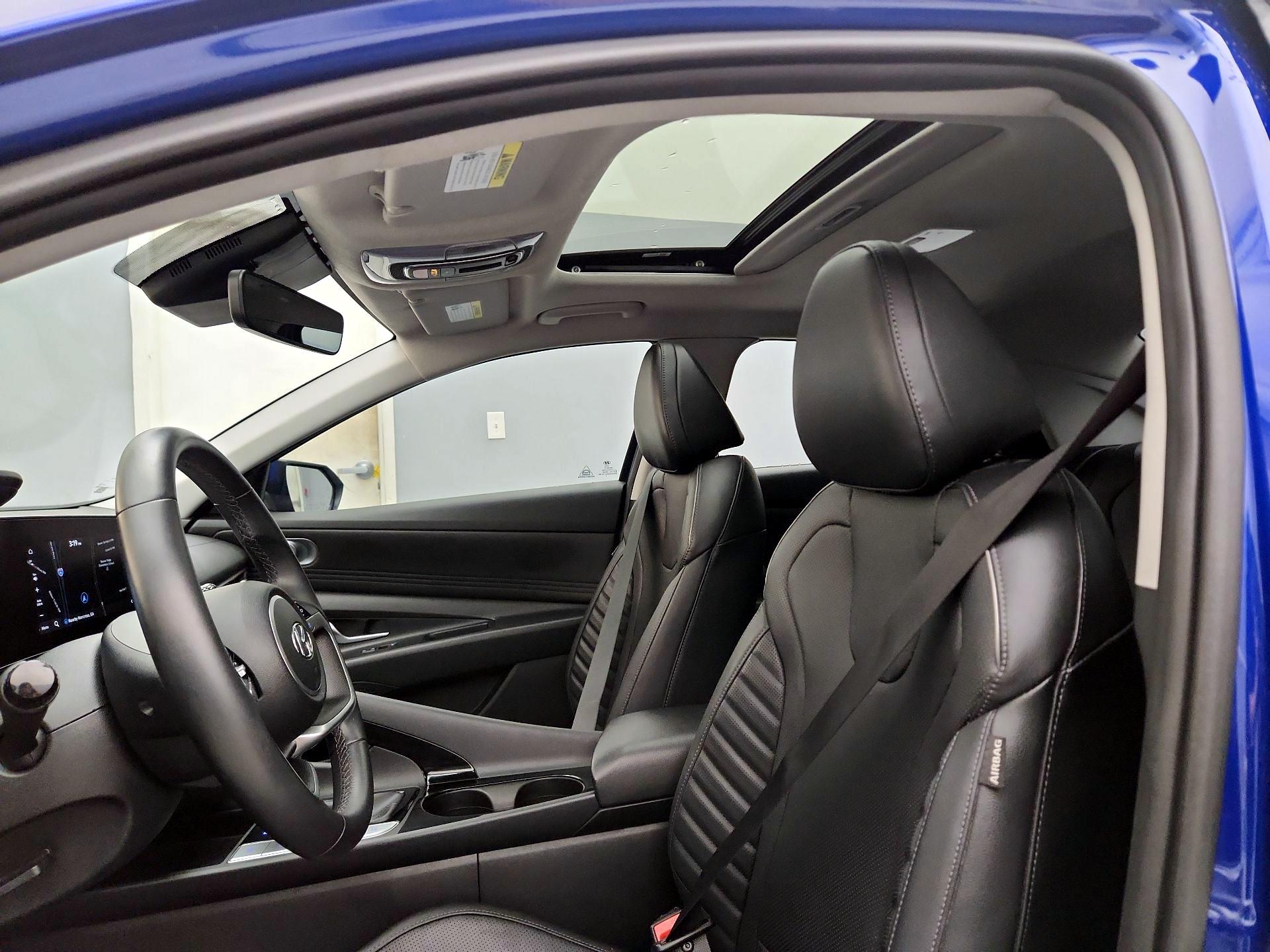 Thumbnail: 2023 Hyundai Elantra - 20