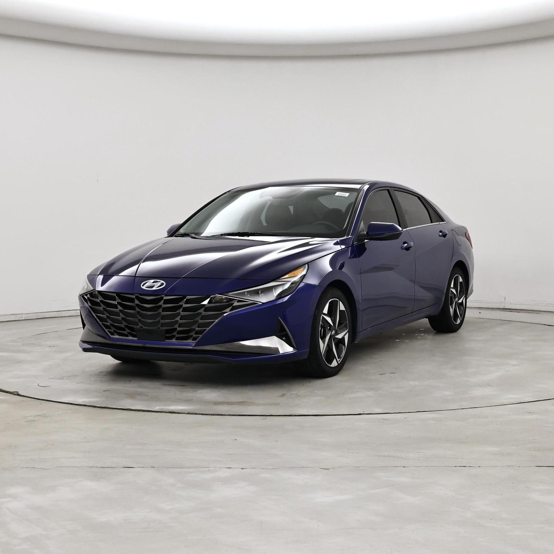 Thumbnail: 2023 Hyundai Elantra - 4