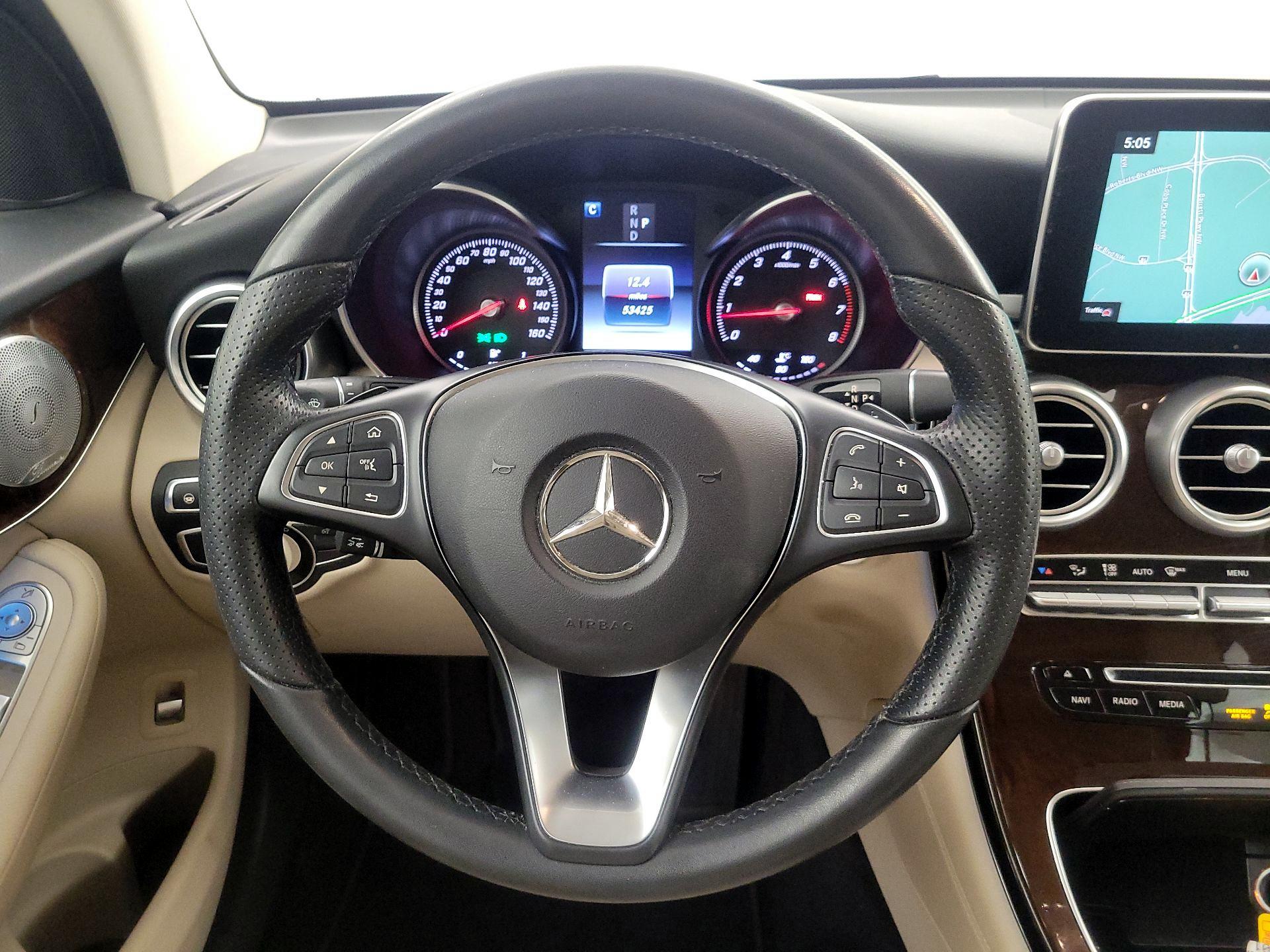 Thumbnail: 2017 Mercedes-Benz GLC - 10