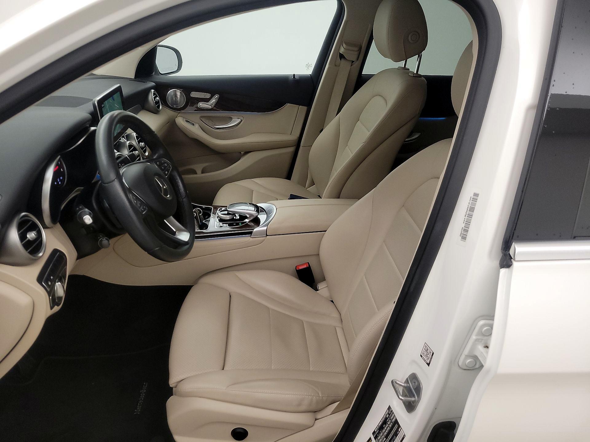 Thumbnail: 2017 Mercedes-Benz GLC - 11