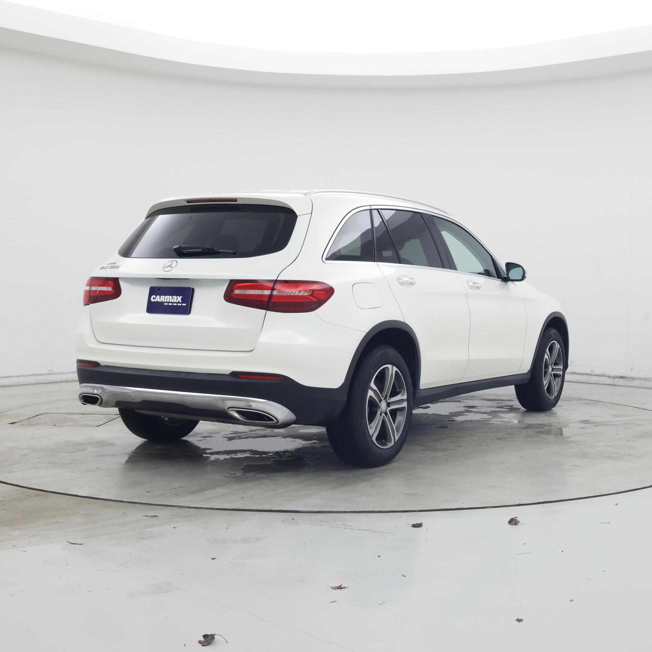 Thumbnail: 2017 Mercedes-Benz GLC - 8