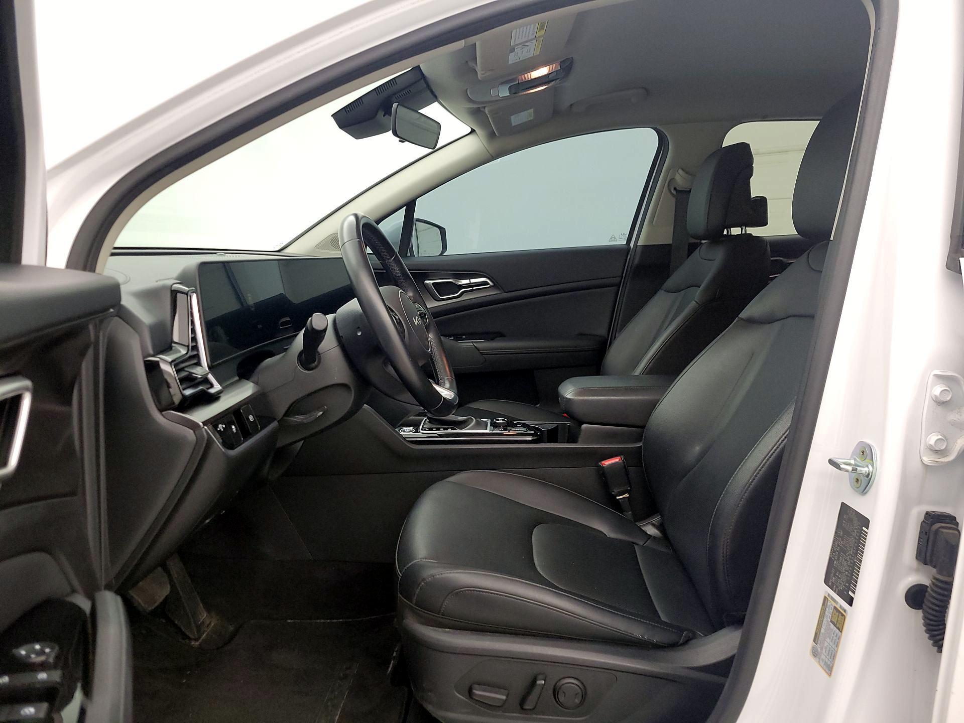 Thumbnail: 2023 Kia Sportage - 11