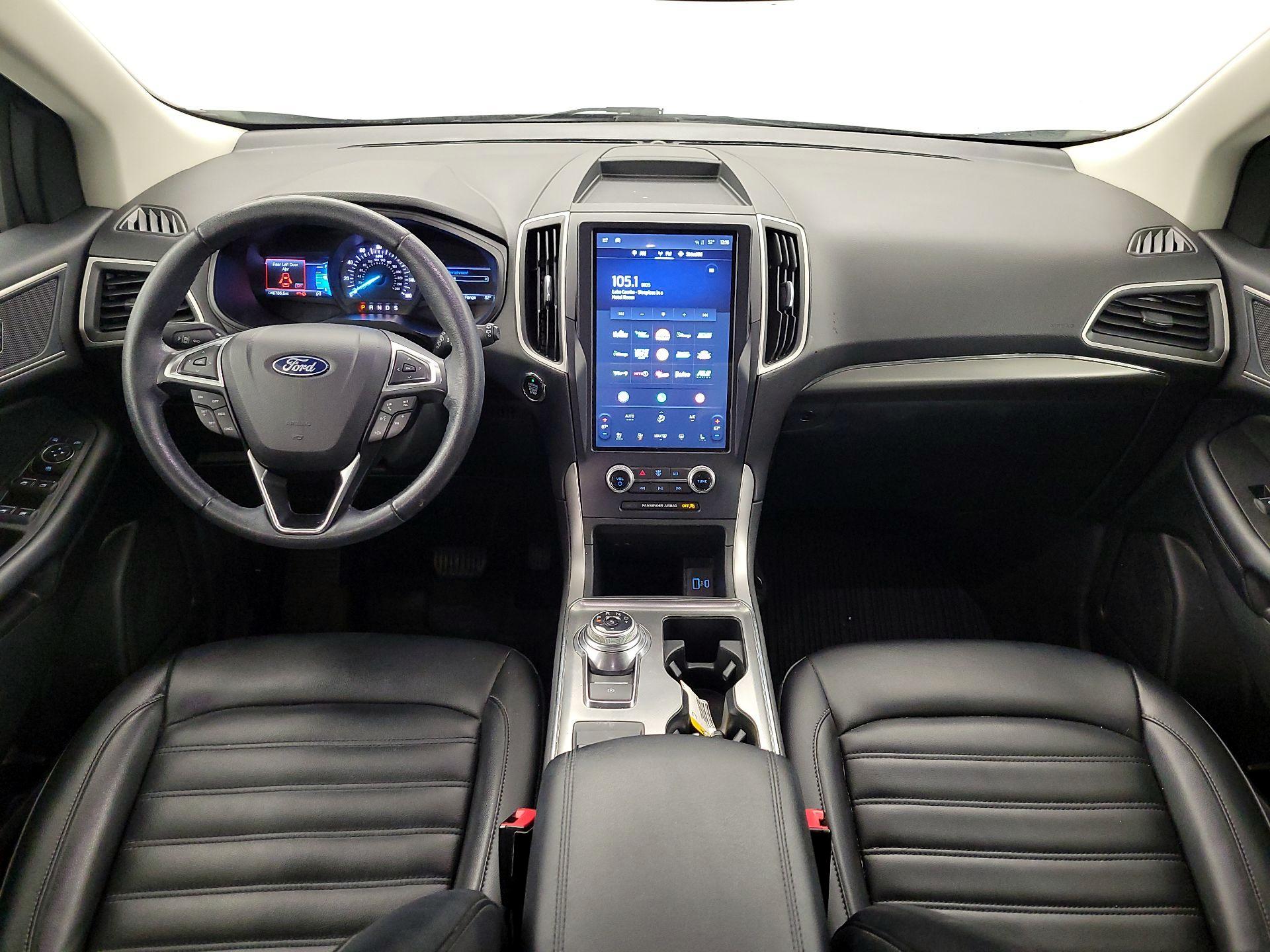 Thumbnail: 2022 Ford Edge - 9