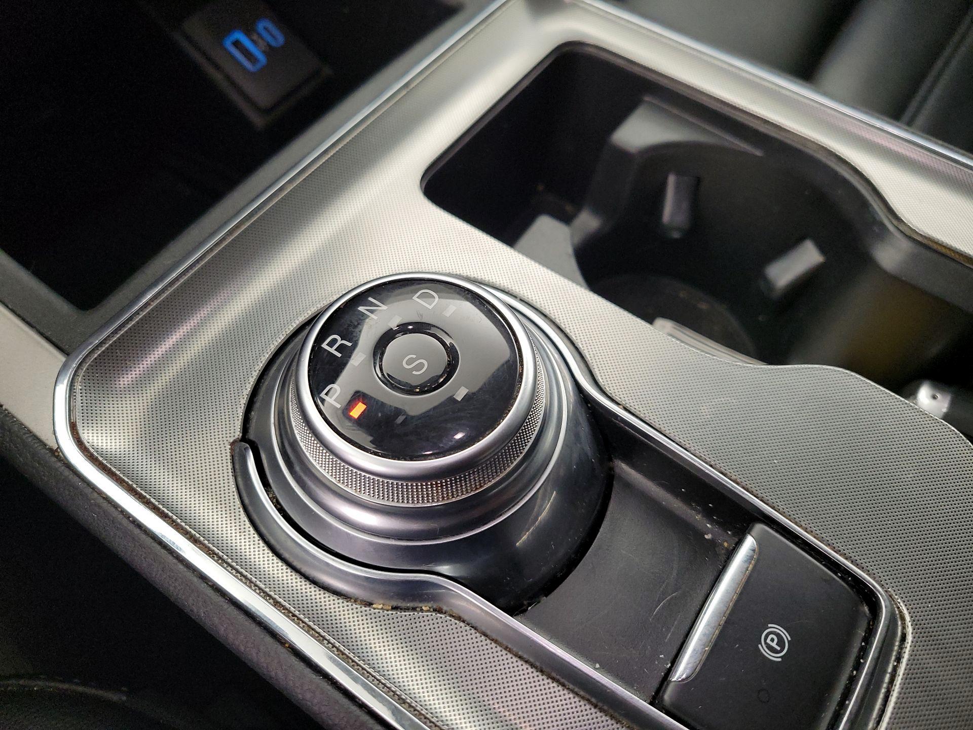 Thumbnail: 2022 Ford Edge - 17