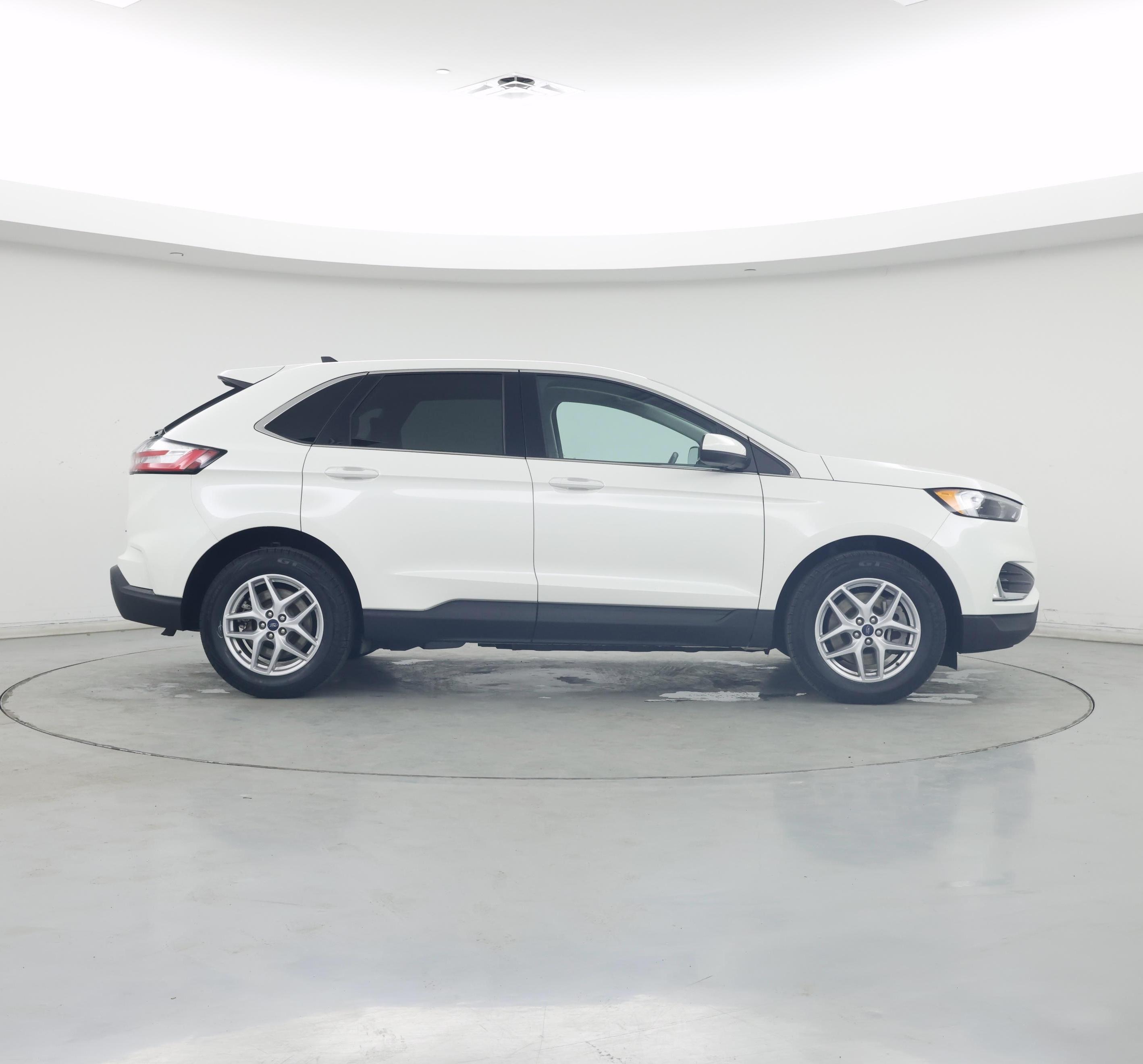 Thumbnail: 2022 Ford Edge - 7