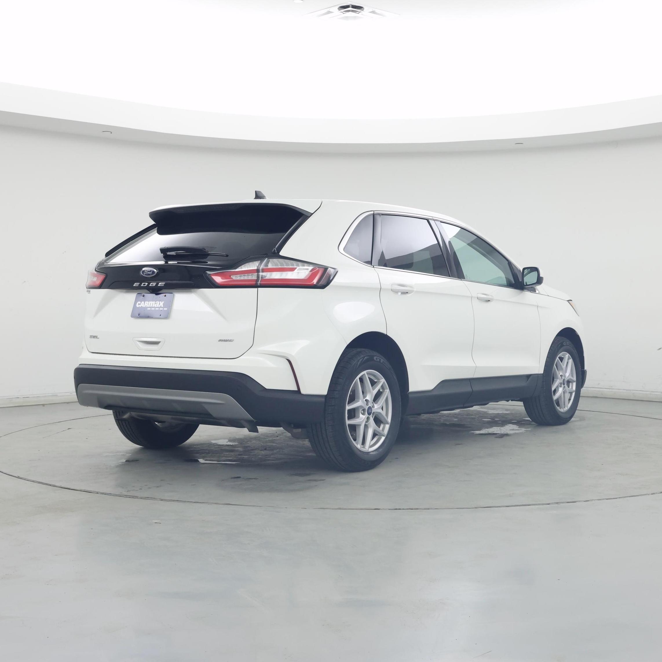 Thumbnail: 2022 Ford Edge - 8